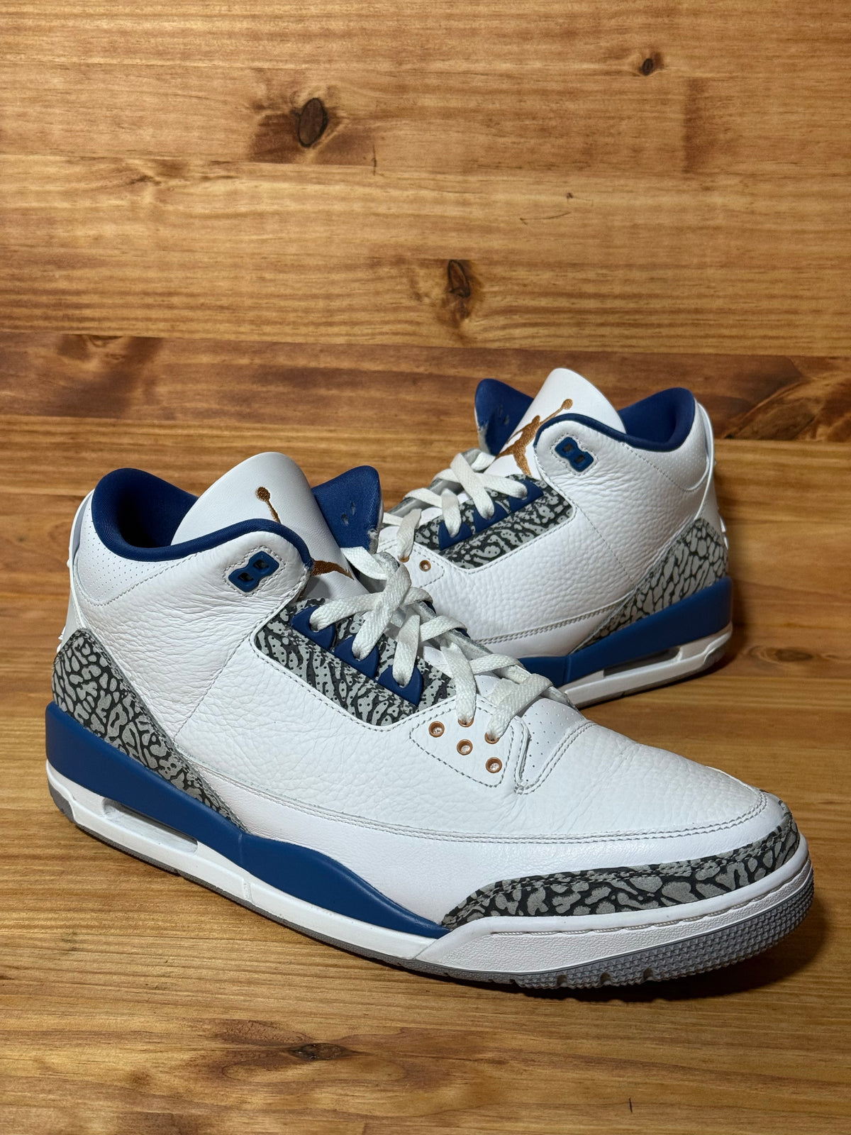 Jordan 3 Retro Wizards - Size 13