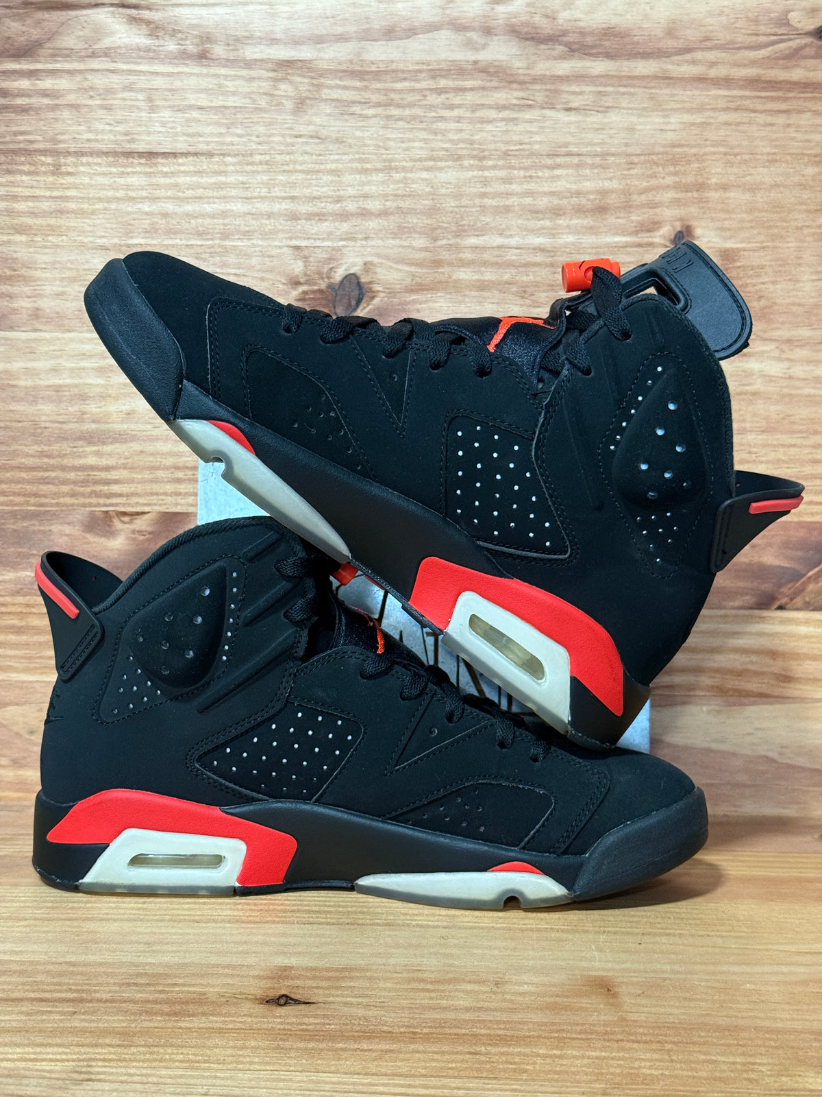Jordan 6 Retro Black Infrared (2019)
