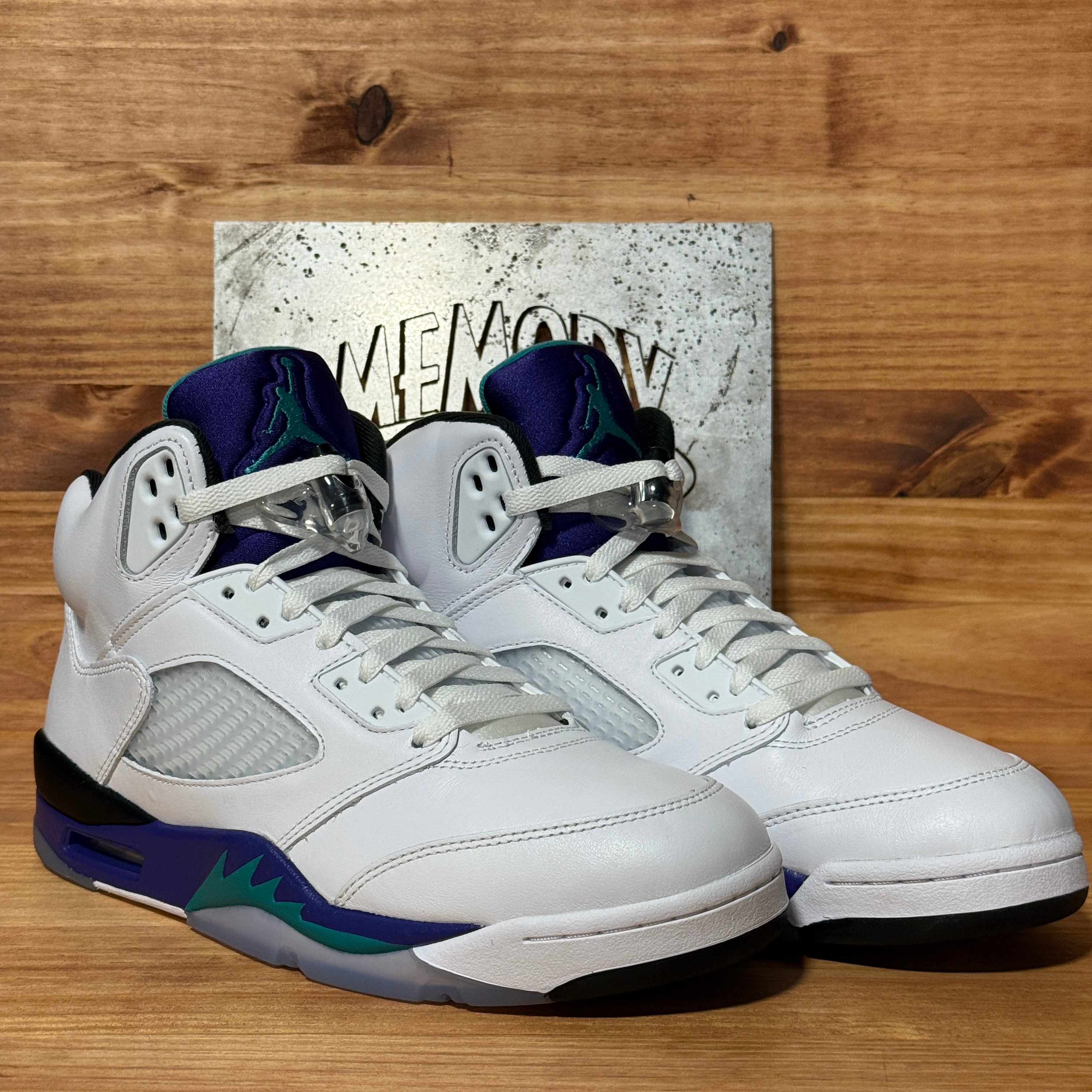 Jordan 5 Retro Grape (2025)