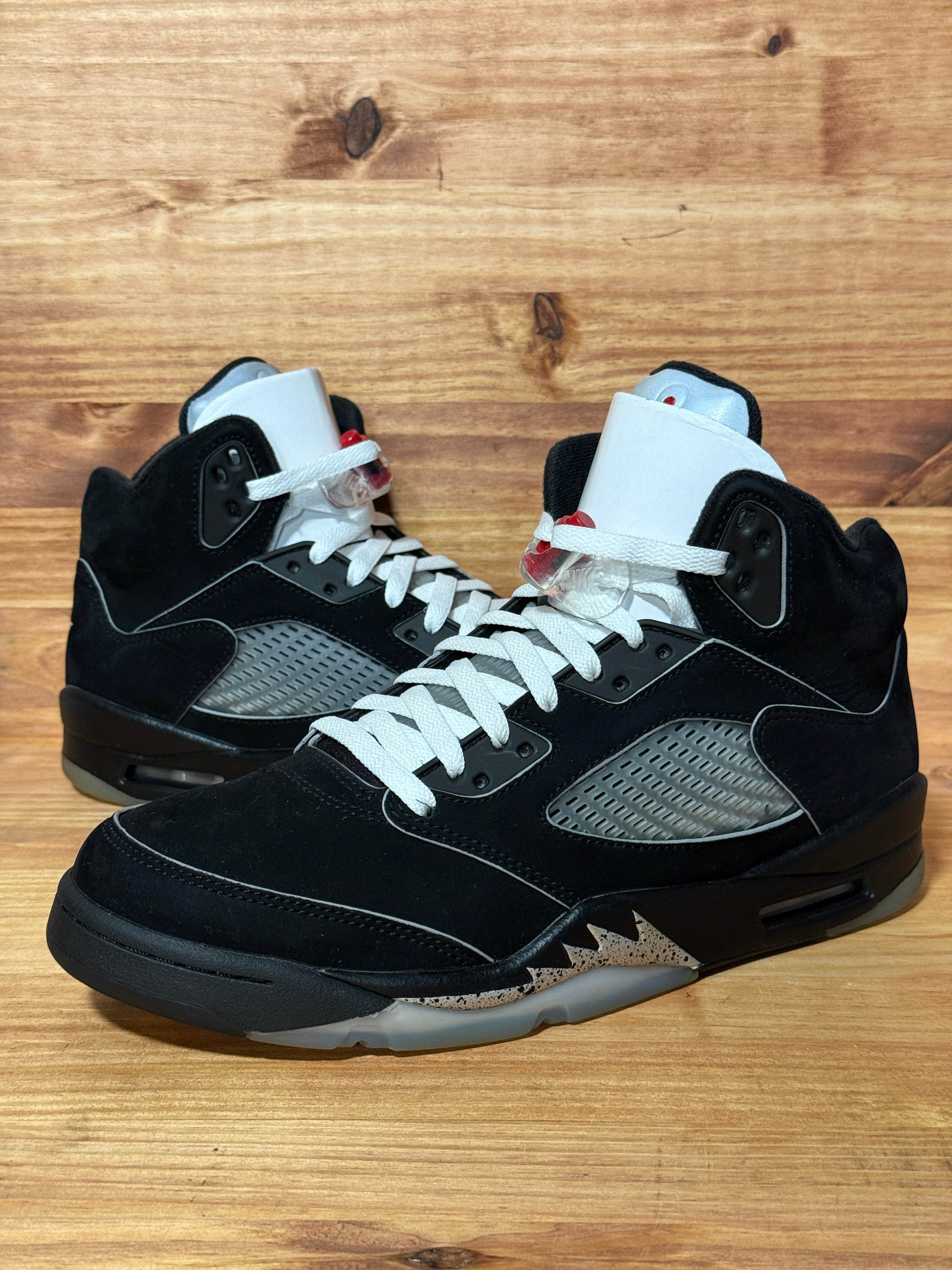 Jordan 5 Retro OG Black Metallic Reimagined