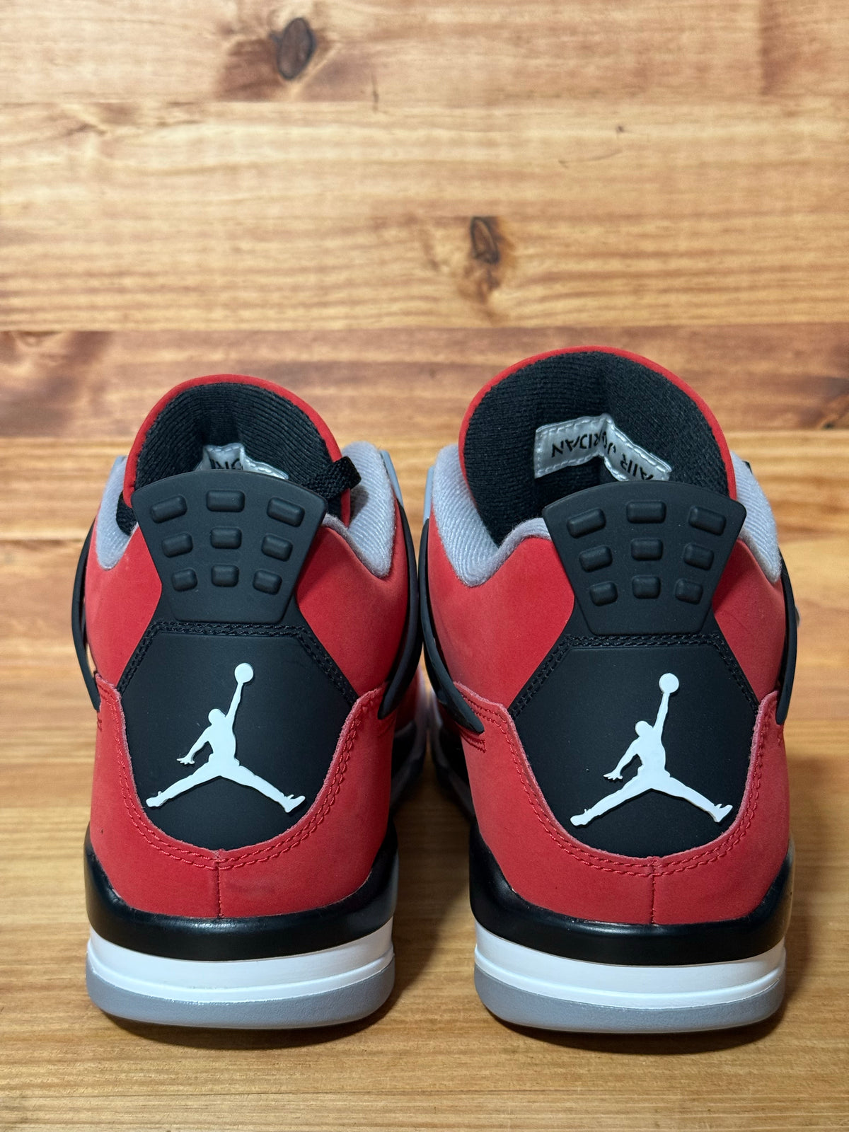 Jordan 4 Retro Toro Bravo (2026)