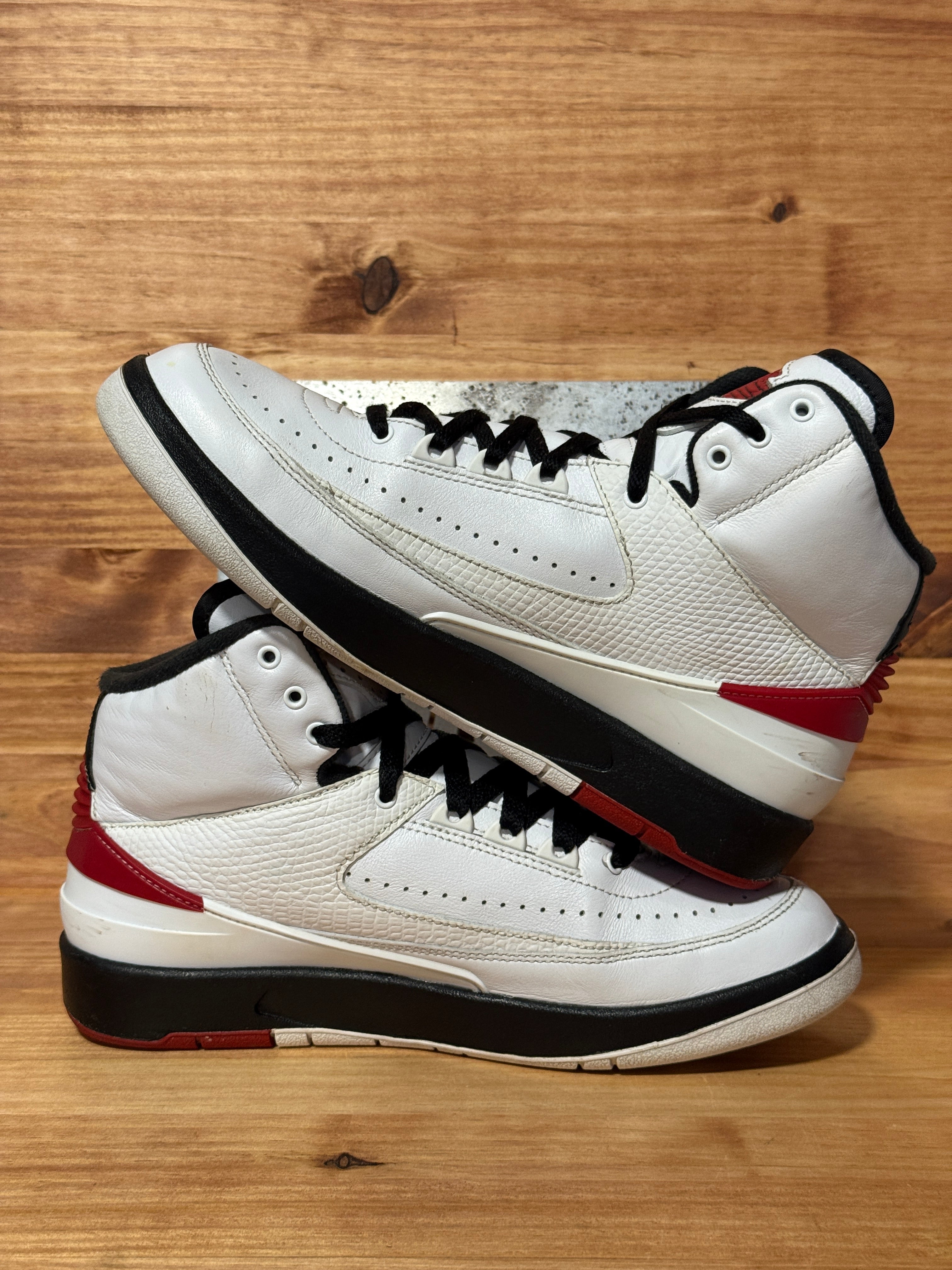 Jordan 2 Retro OG Chicago (2022)
