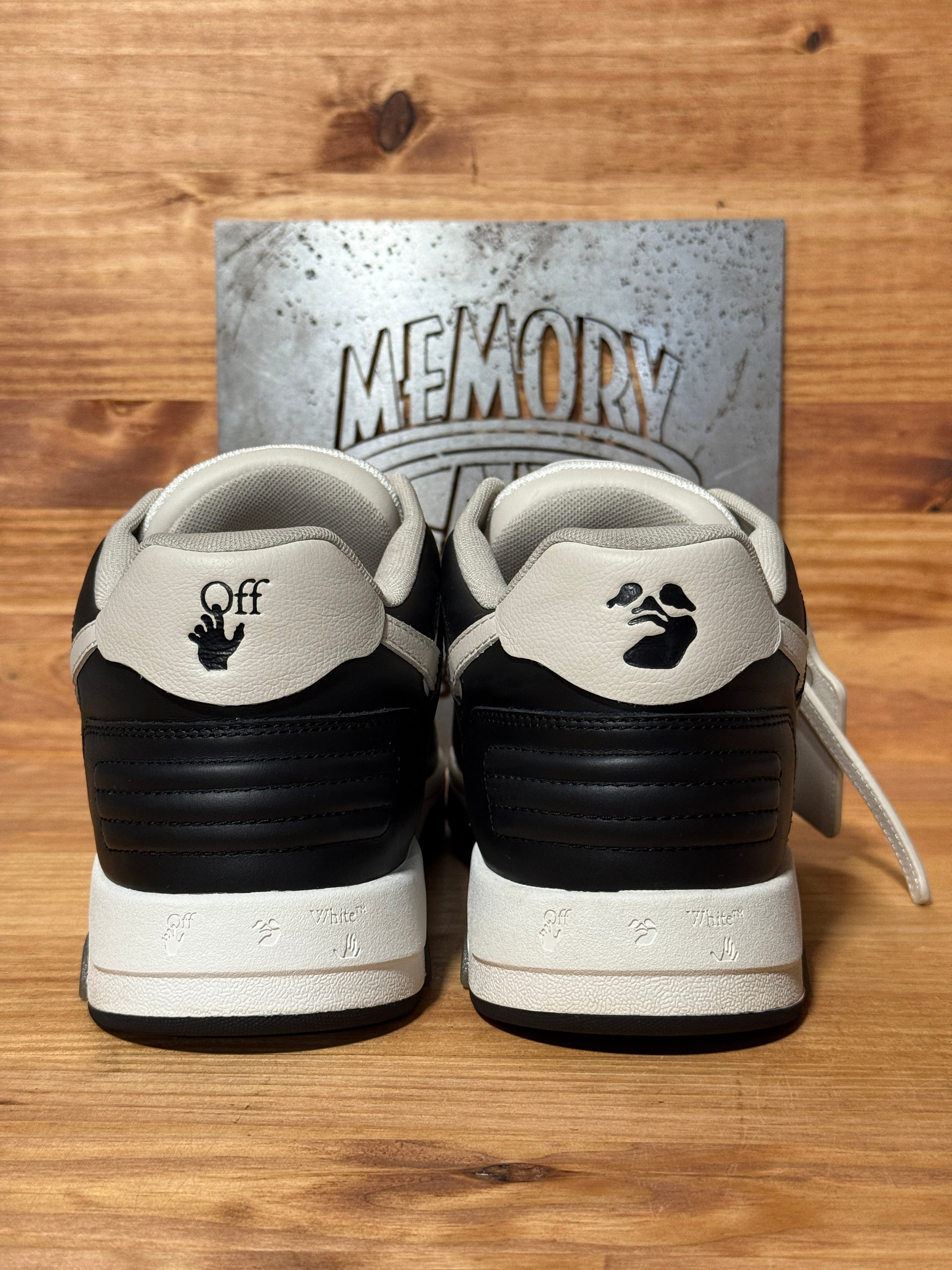 OFF-WHITE Out Of Office OOO Low Tops Black Beige
