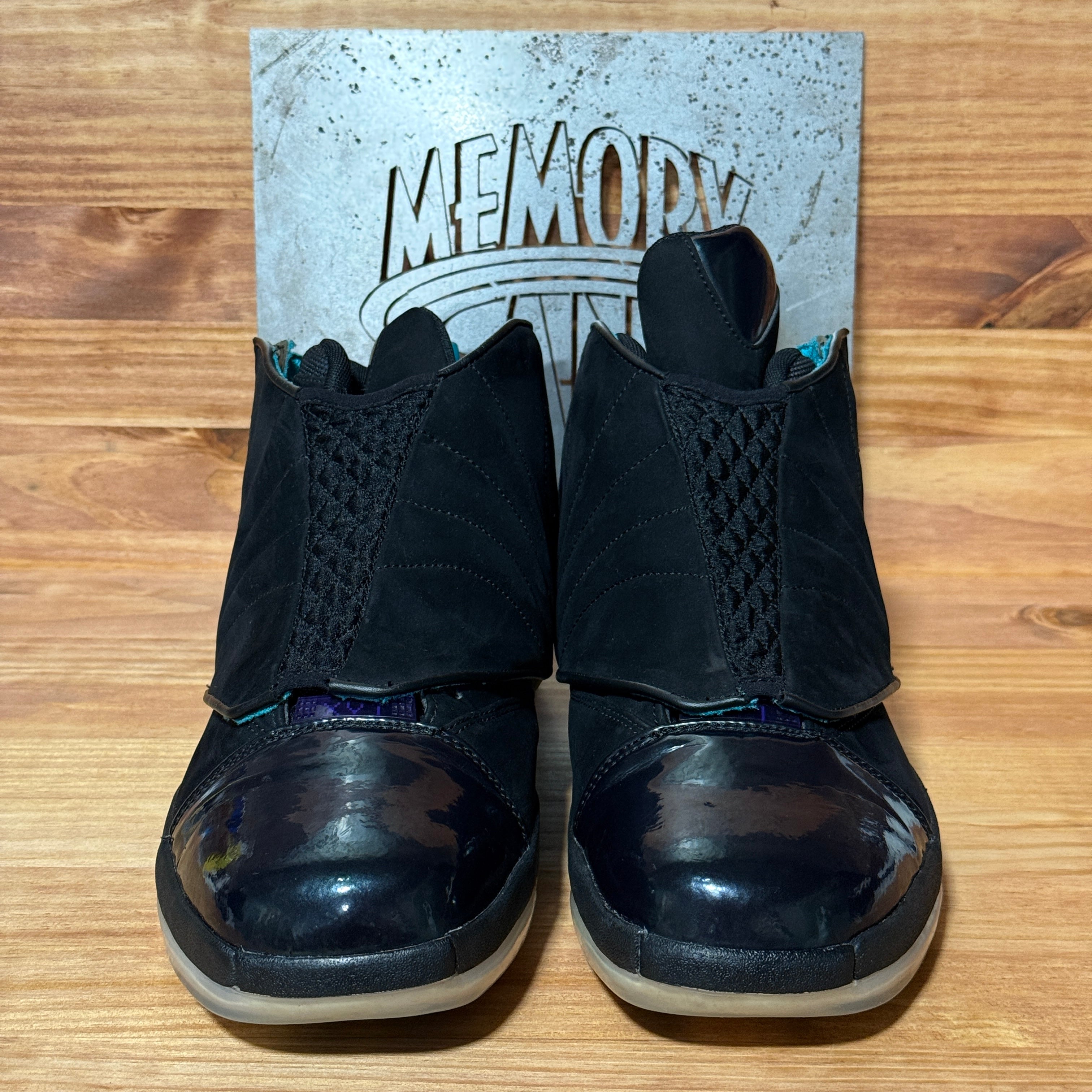 Jordan 16 Retro CEO