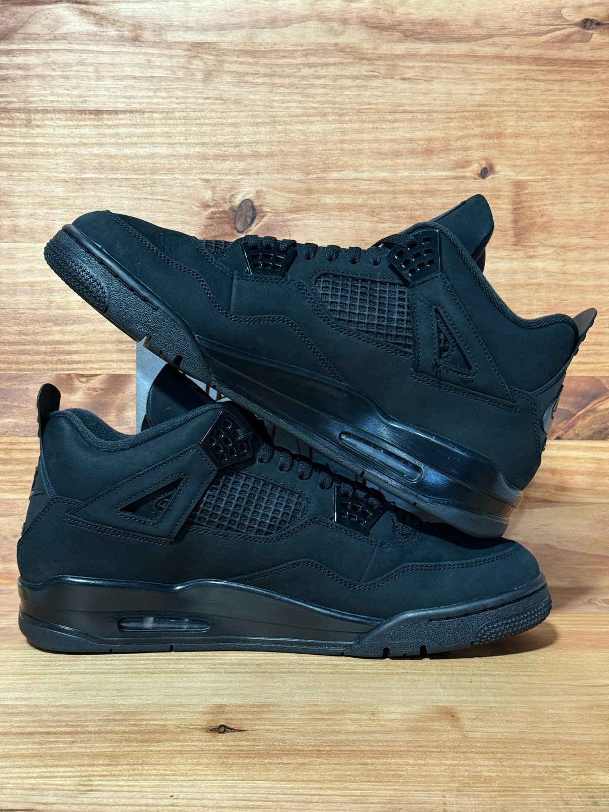 Jordan 4 Retro Black Cat (2025)