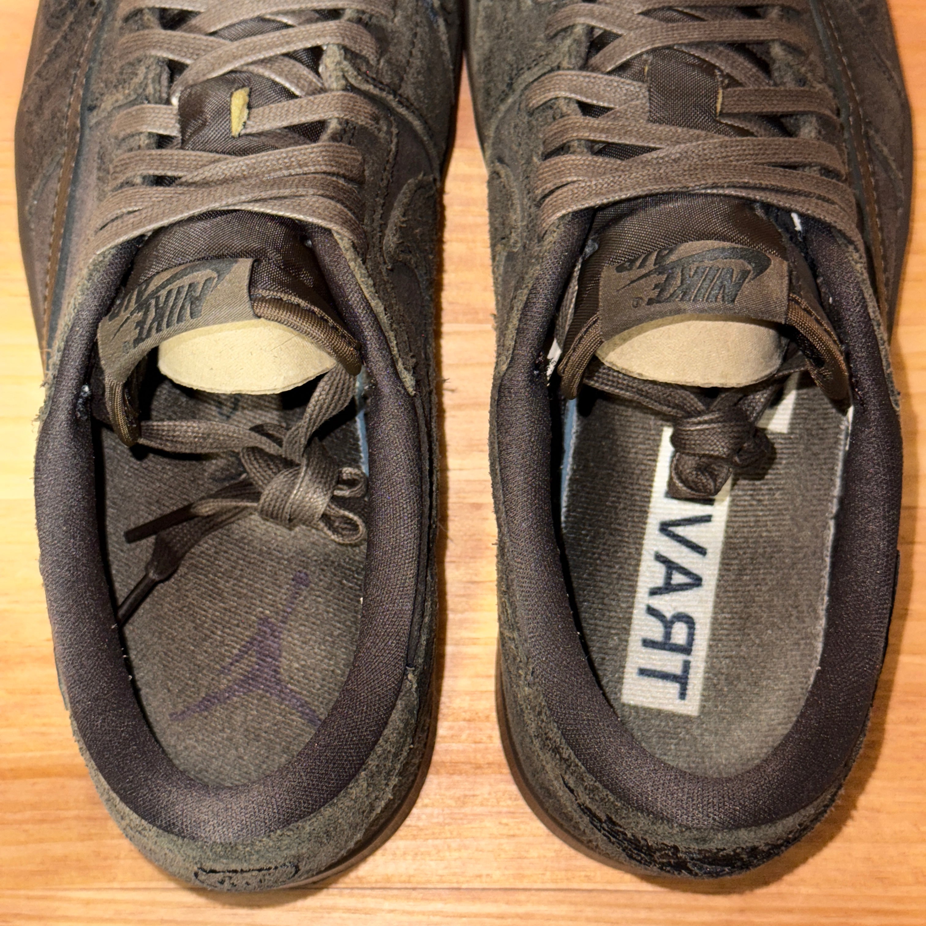 Jordan 1 Retro Low OG SP Travis Scott Velvet Brown