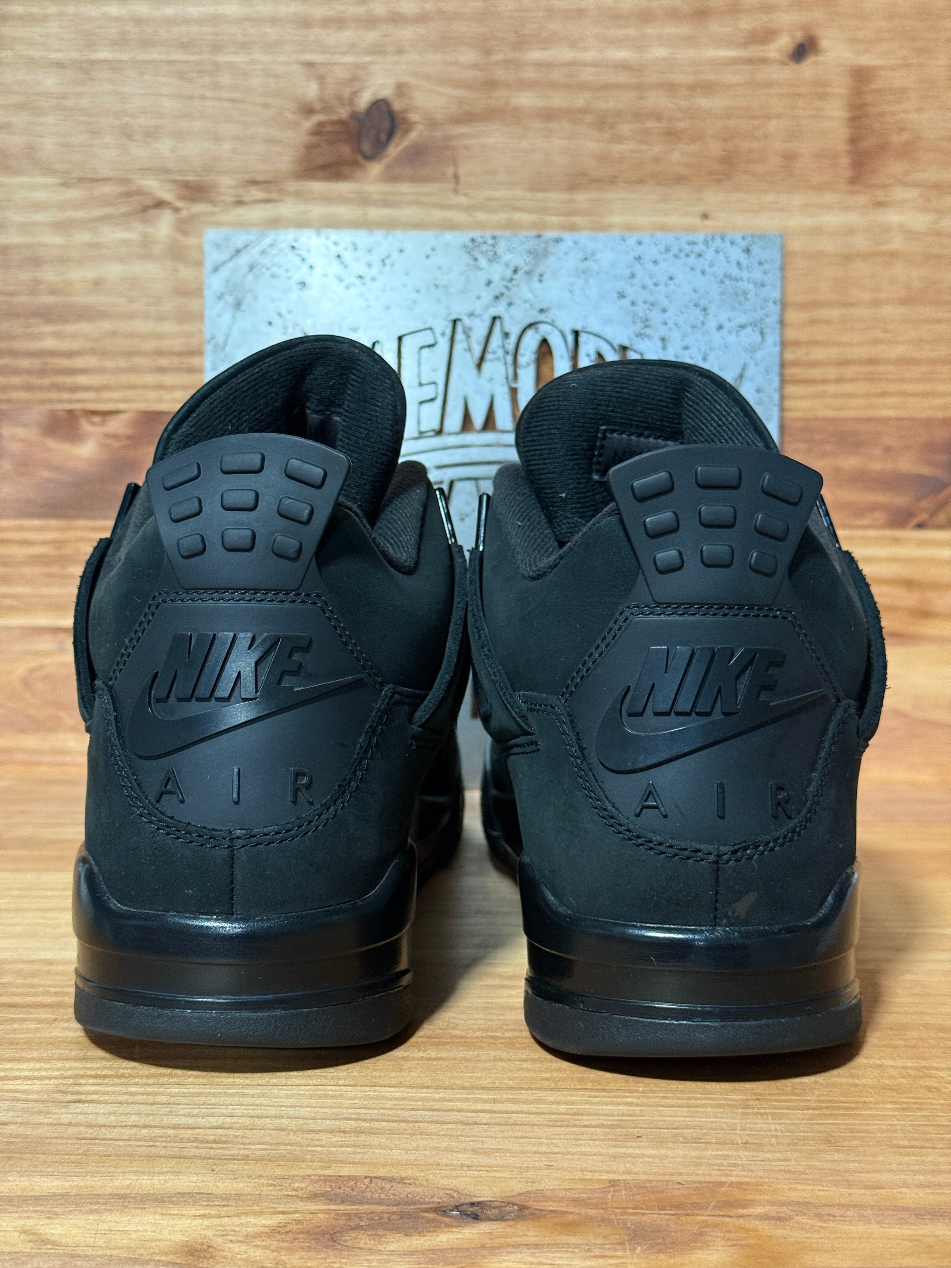 Jordan 4 Retro Black Cat (2025)