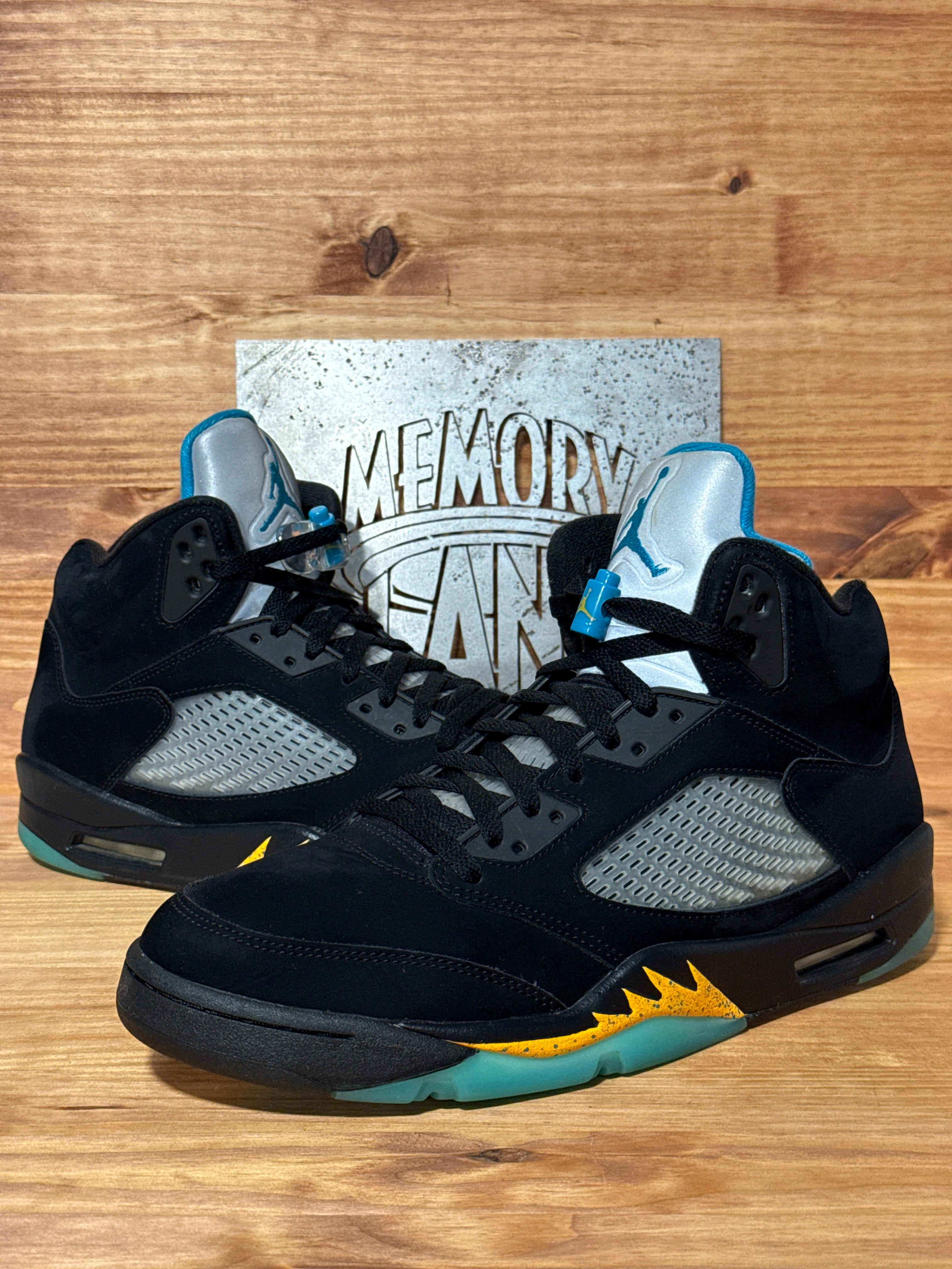 Jordan 5 Retro Aqua