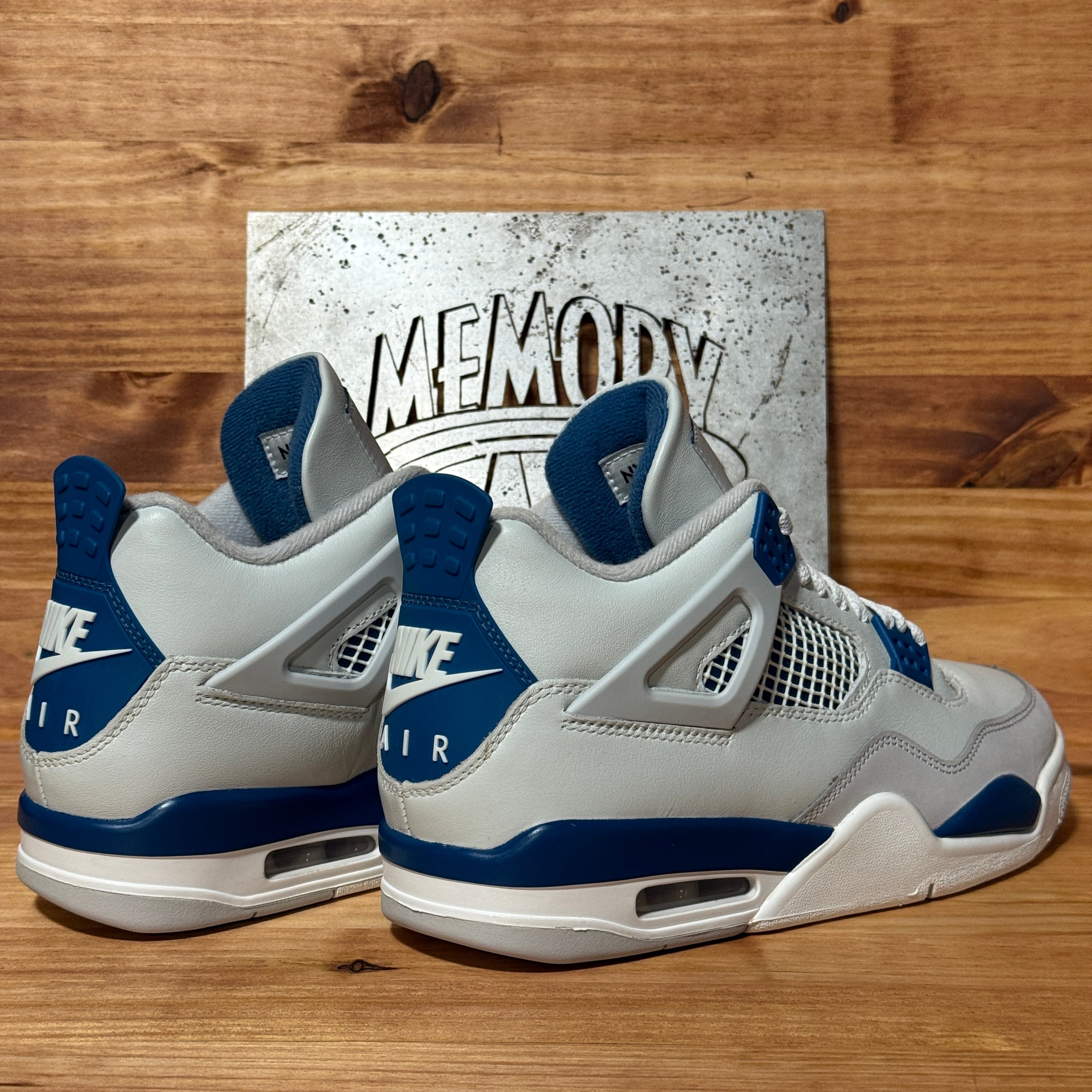 Jordan 4 Retro Military Blue (2024)