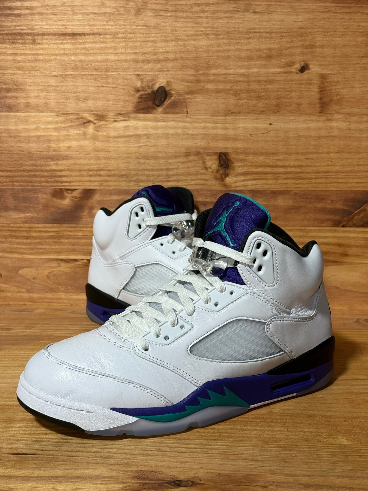 Jordan 5 Retro Grape (2025) - Size 10.5
