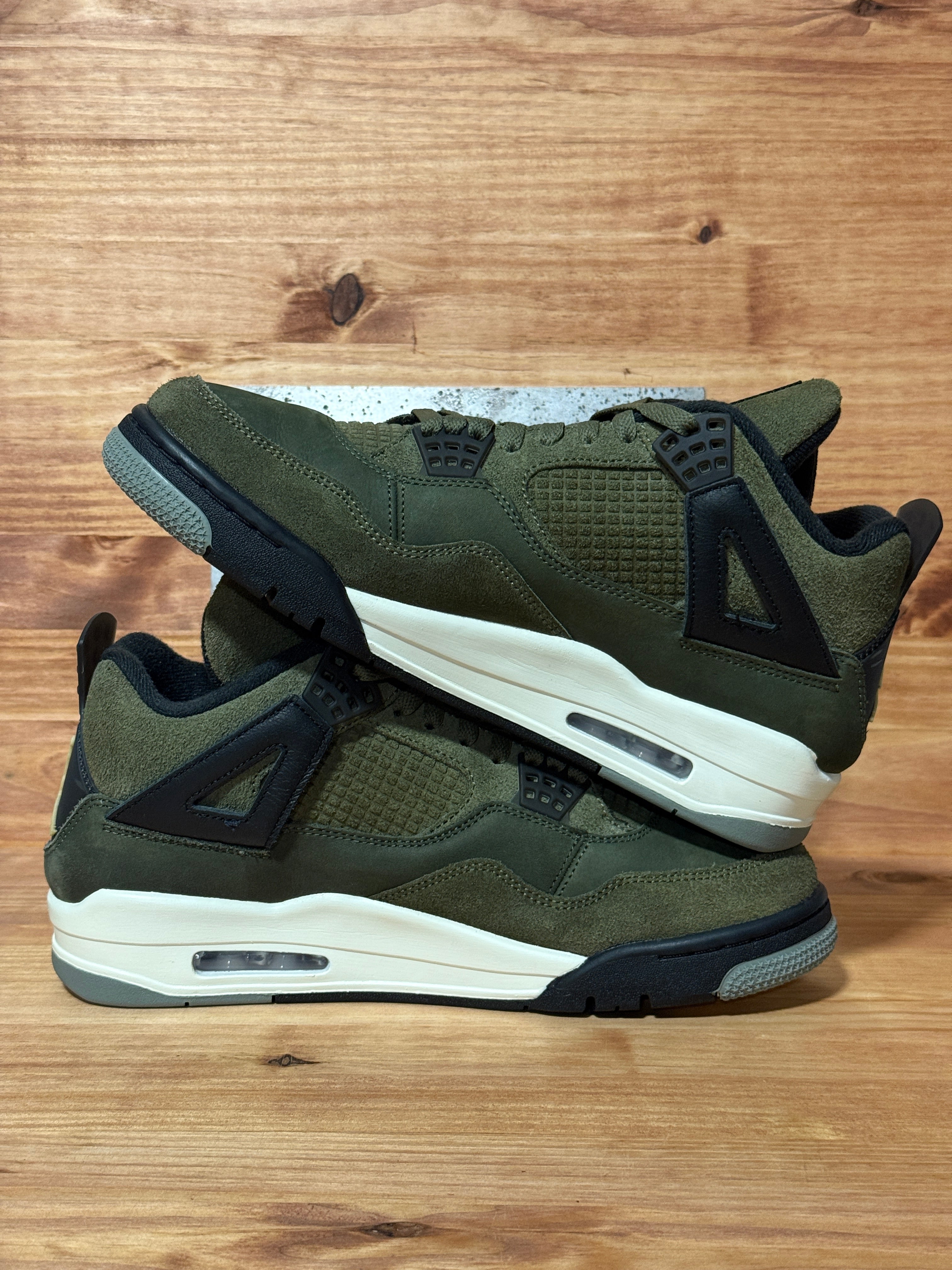 Jordan 4 Retro SE Craft Medium Olive