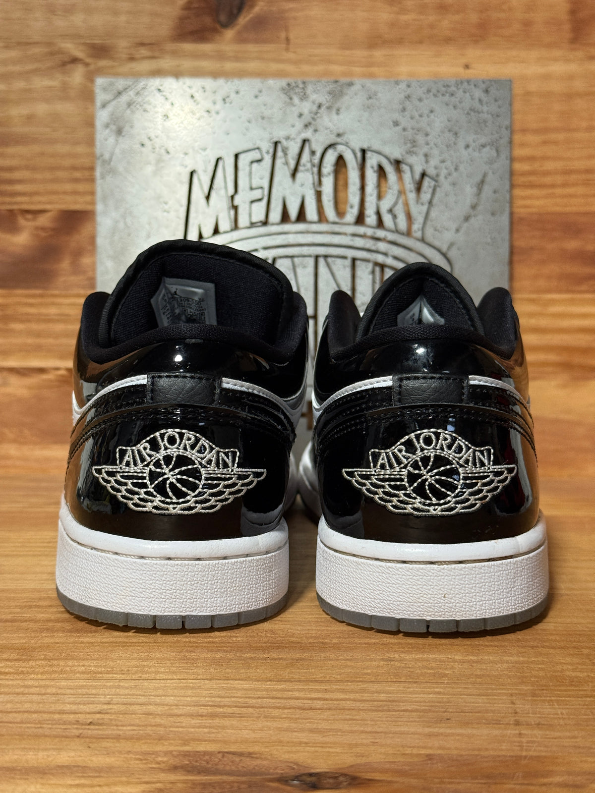 Jordan 1 Low SE Concord