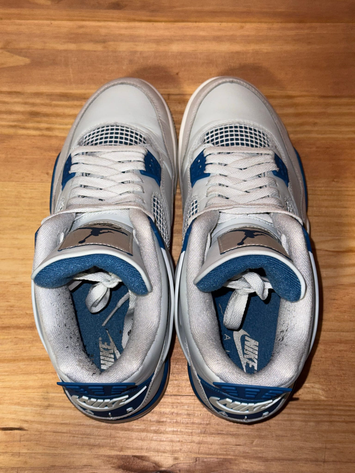 Jordan 4 Retro Military Blue (2024) - Size 10