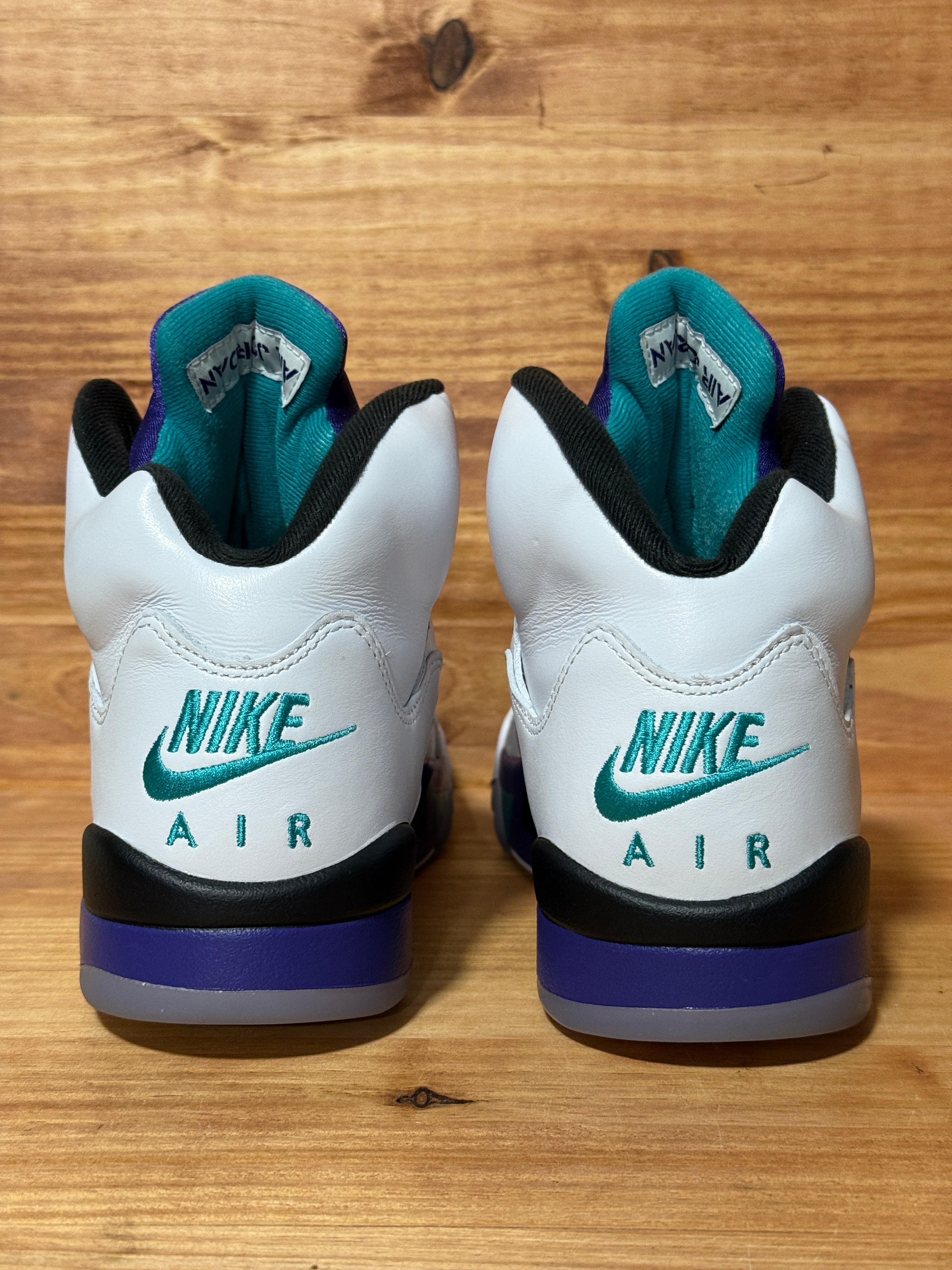 Jordan 5 Retro Grape (2025)