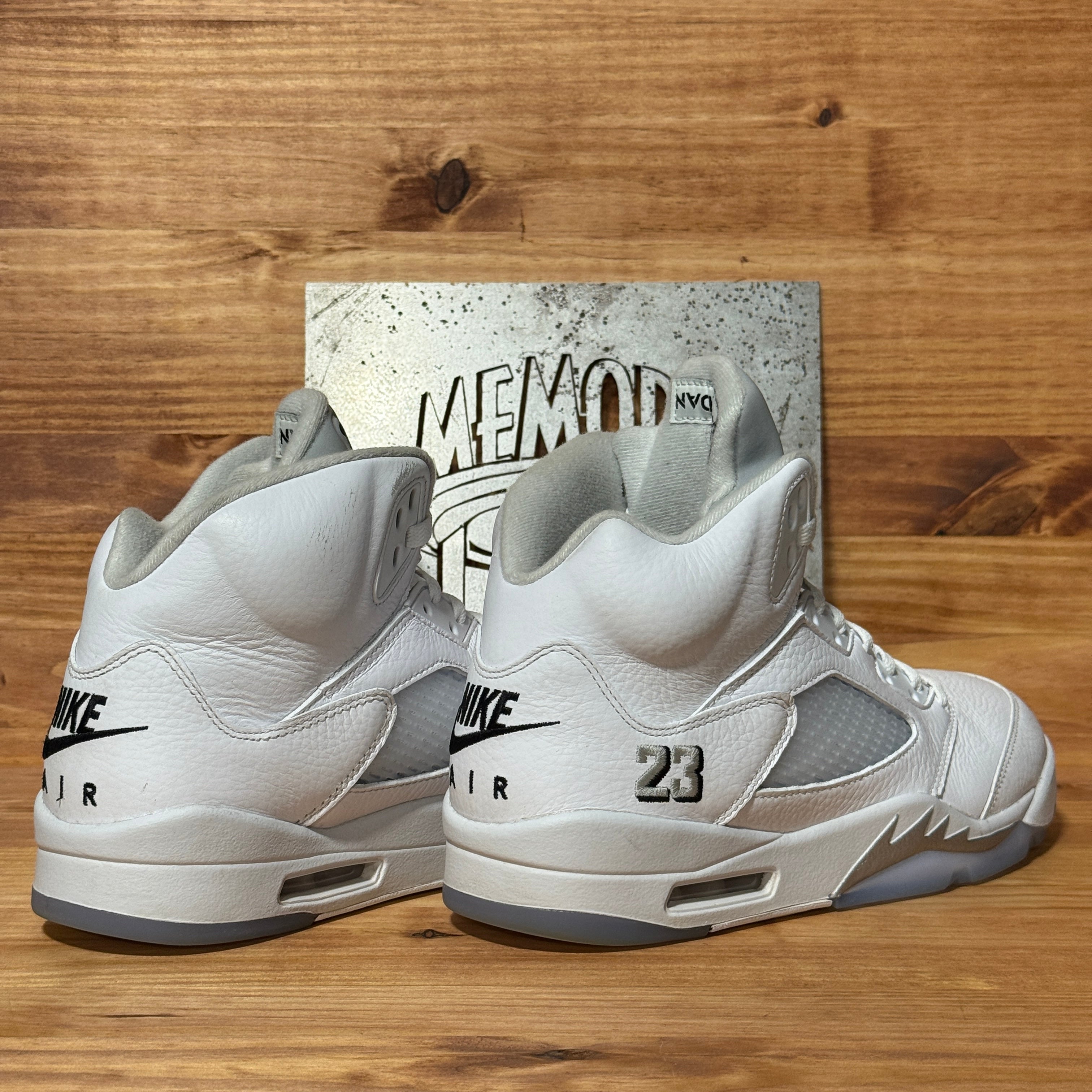 Jordan 5 Retro White Metallic (2026)