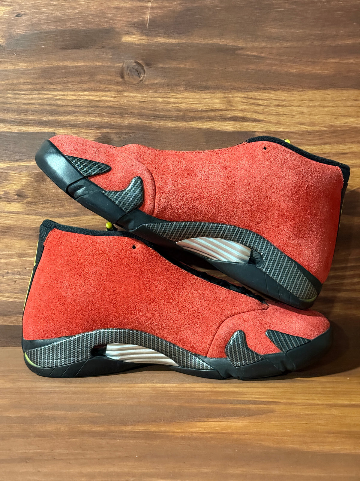 Jordan 14 Retro Ferrari (2025)
