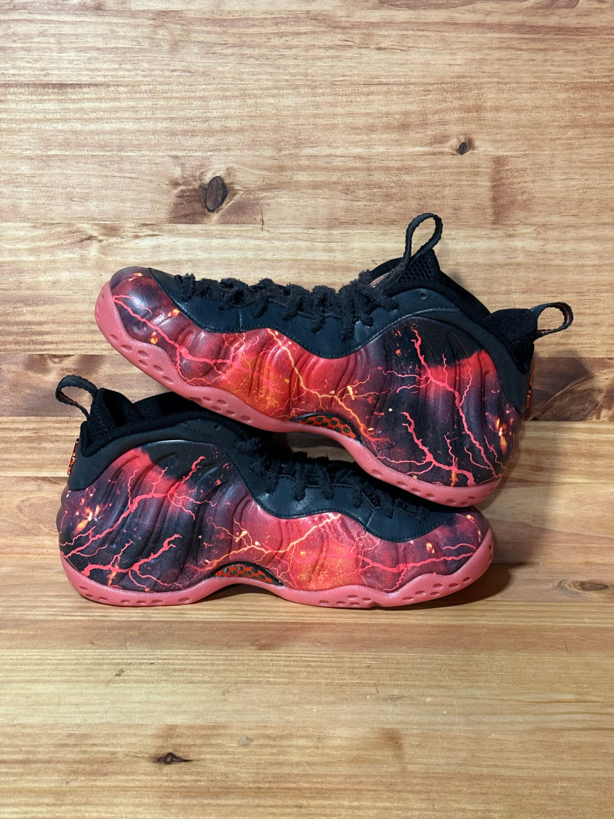 Nike Air Foamposite One Stranger Things - Size 9.5