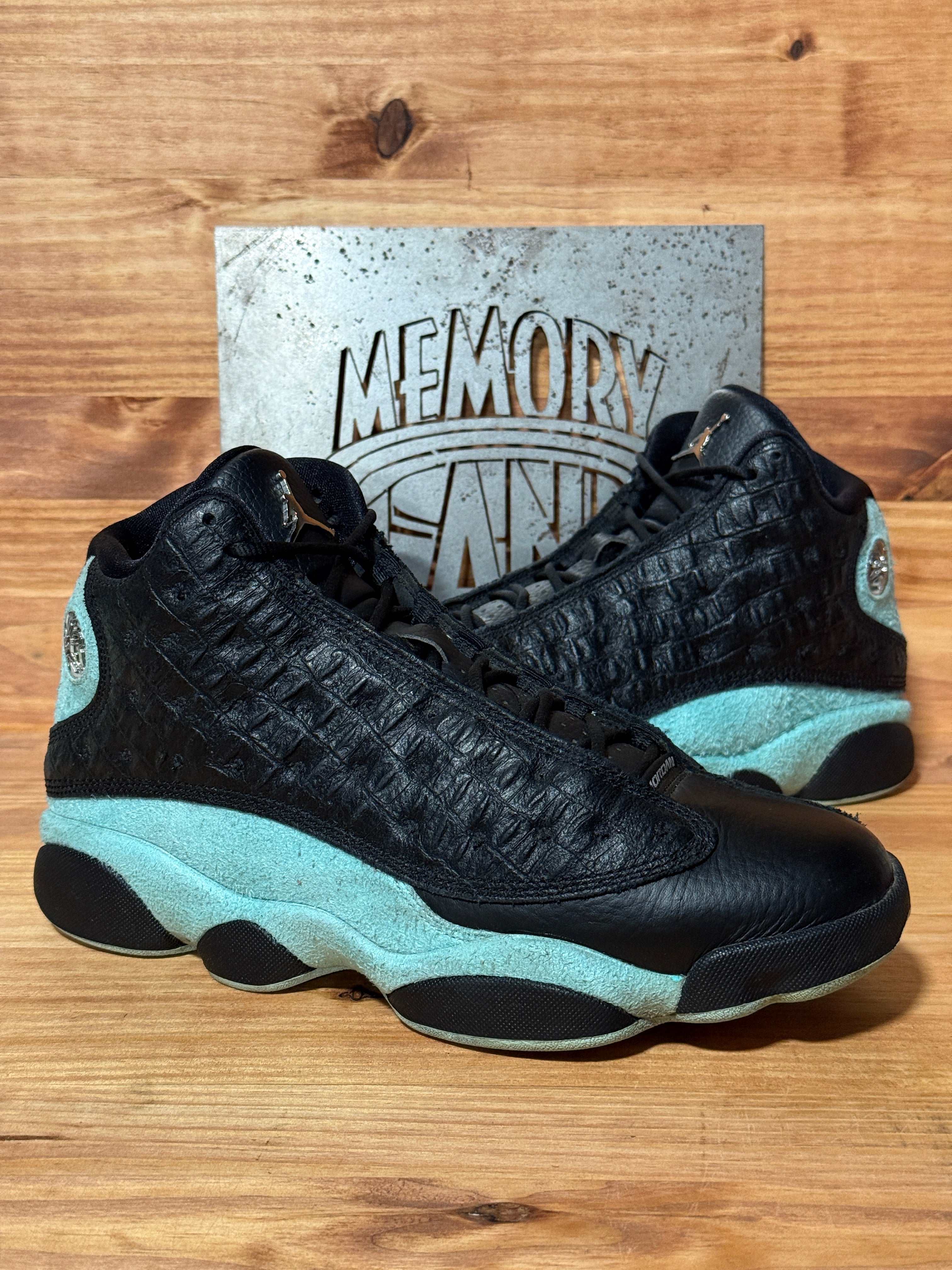 Jordan 13 Retro Black Island Green
