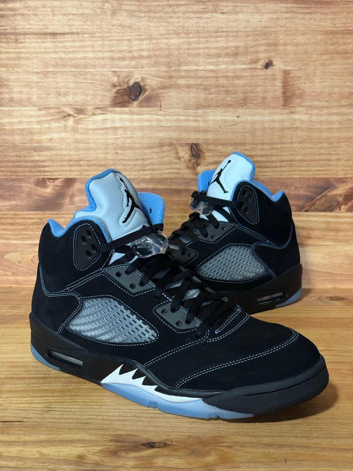 Jordan 5 Retro Black University Blue (2026) - Size 12