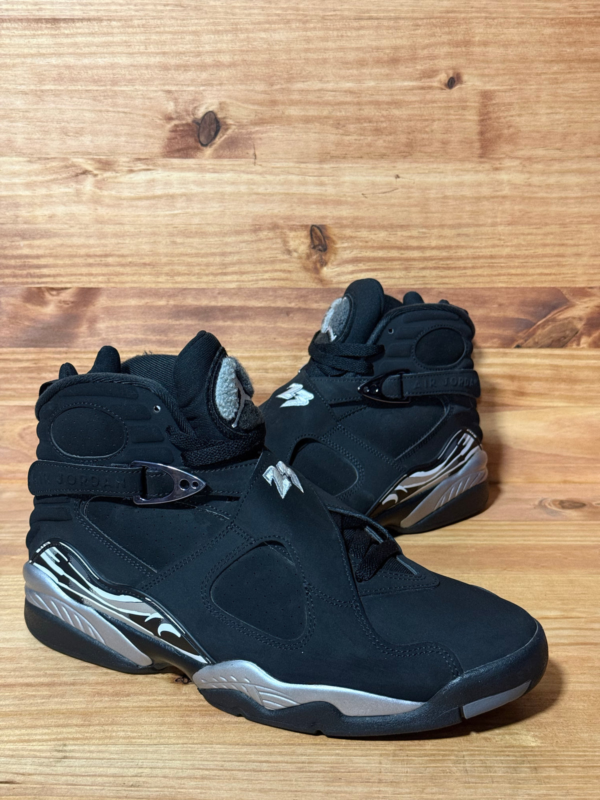 Jordan 8 Retro Chrome (2026) - Size 9.5