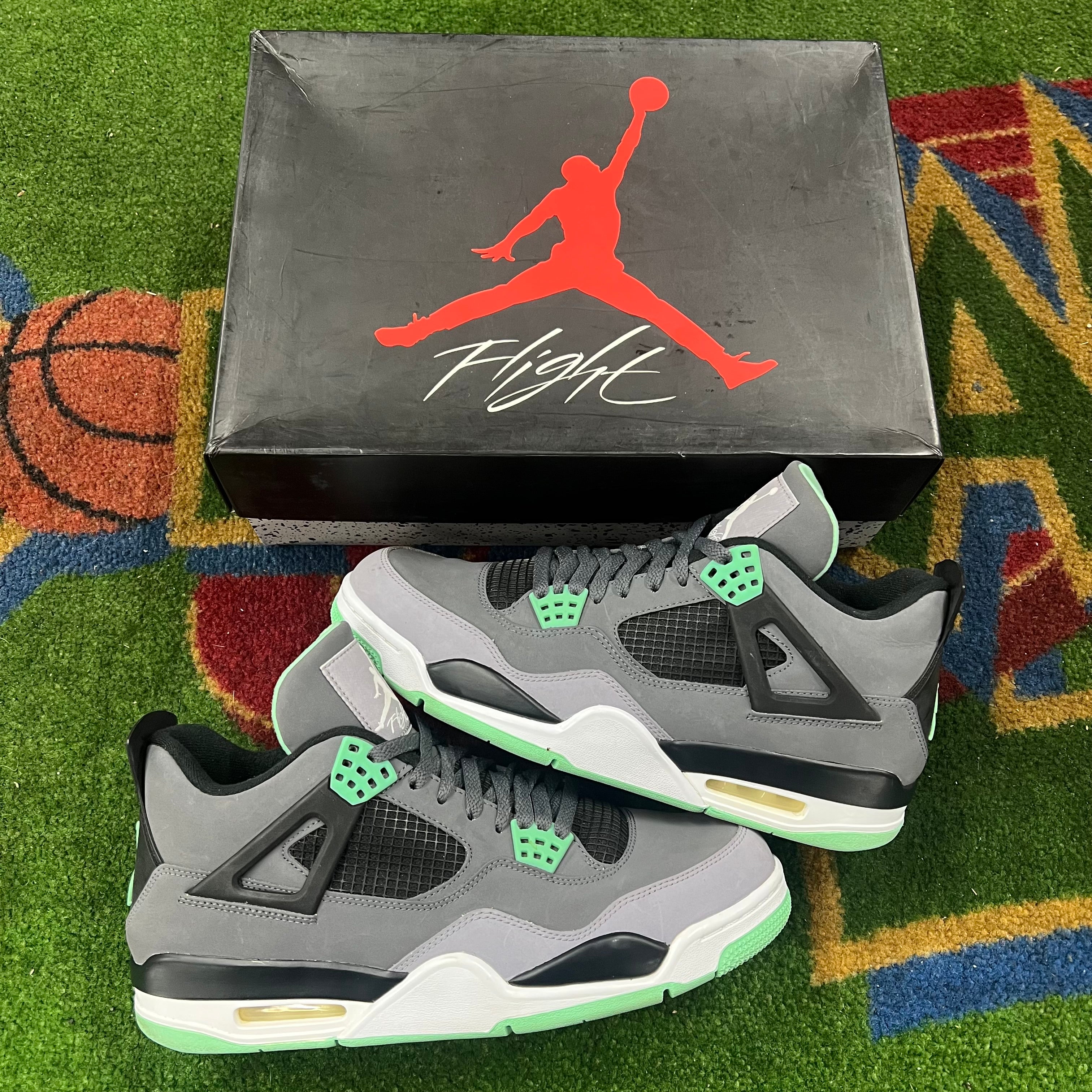 Jordan 4 “Green Glow” Size 11