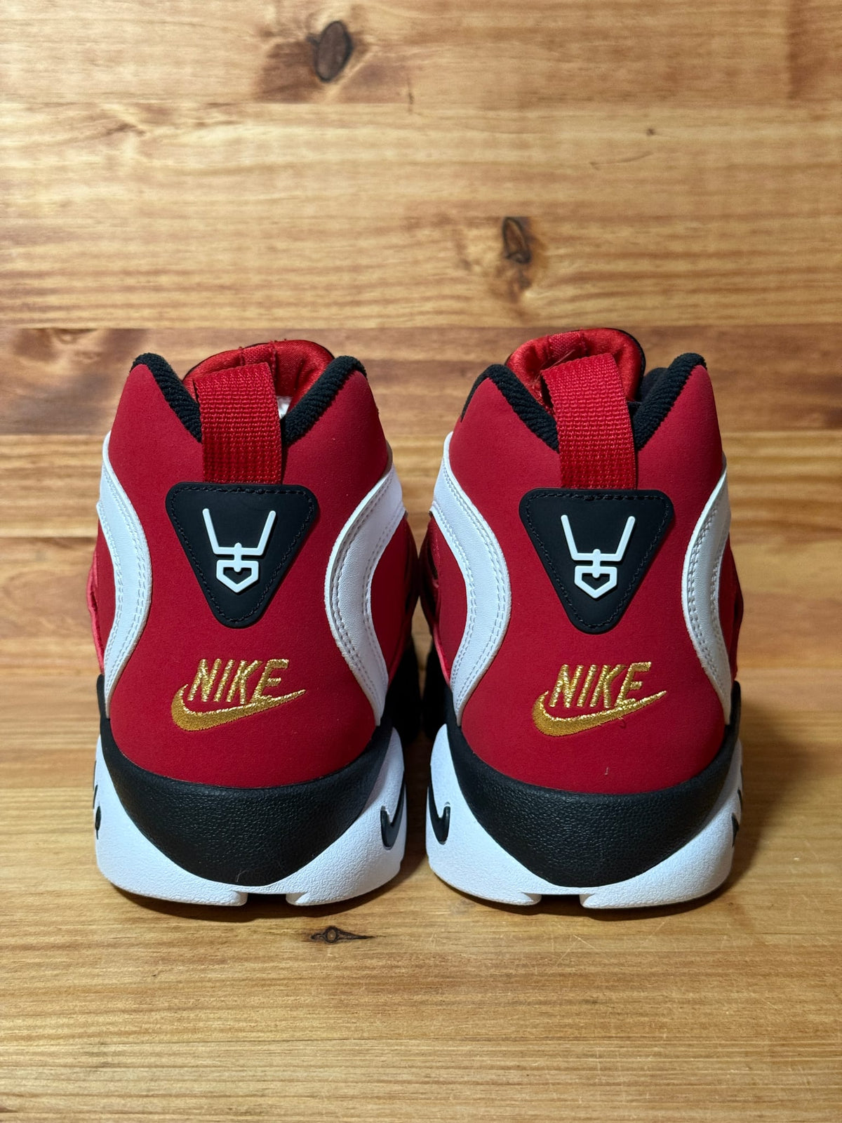 Nike Air Diamond Turf 2 Red Gold (2026) - Size 10