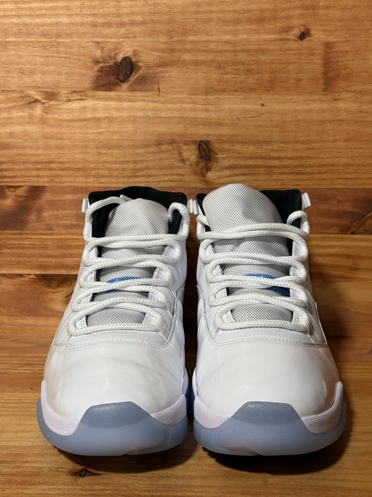 Jordan 11 Retro Legend Blue (2024) - Size 12