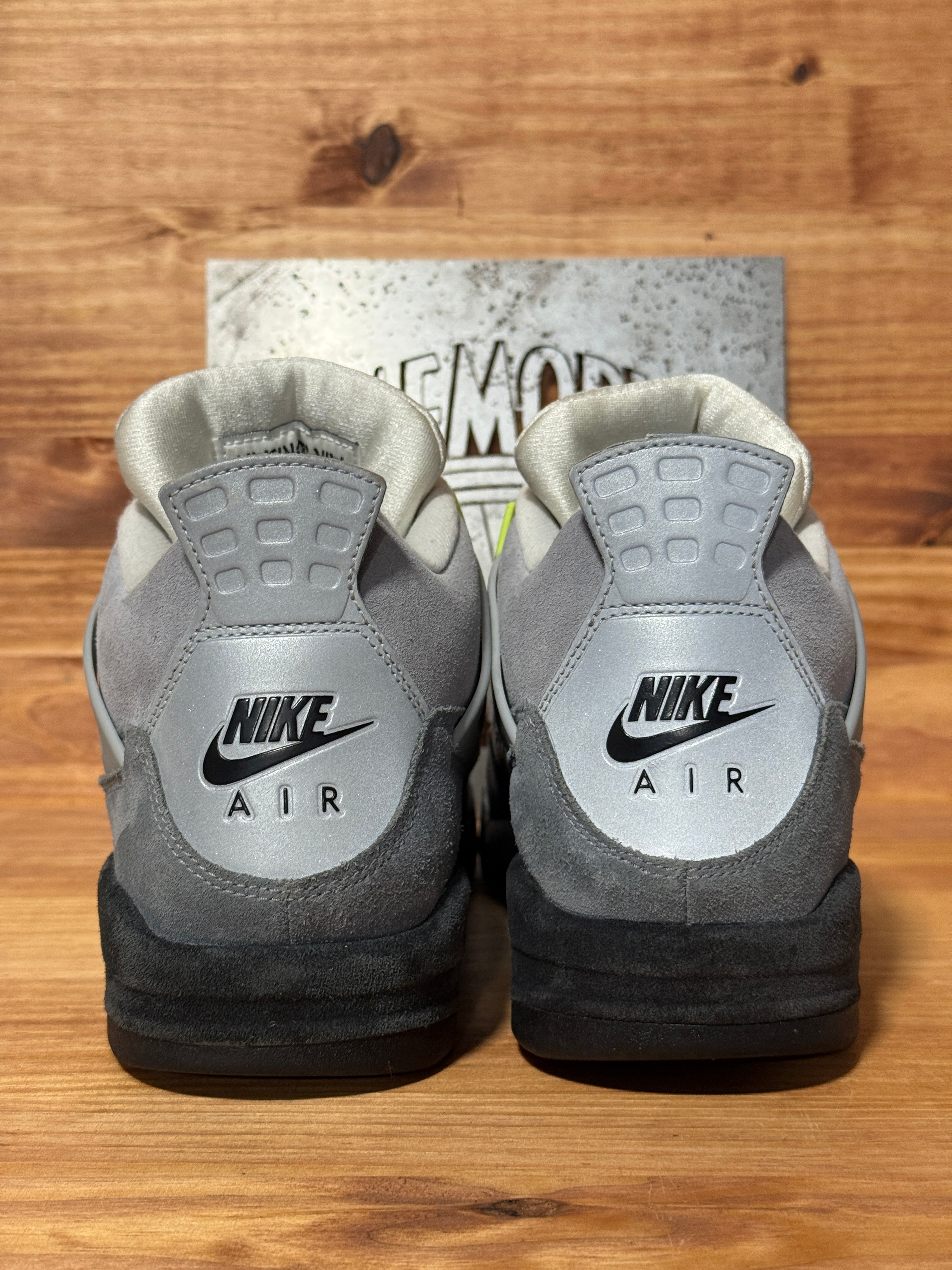 Jordan 4 Retro SE 95 Neon