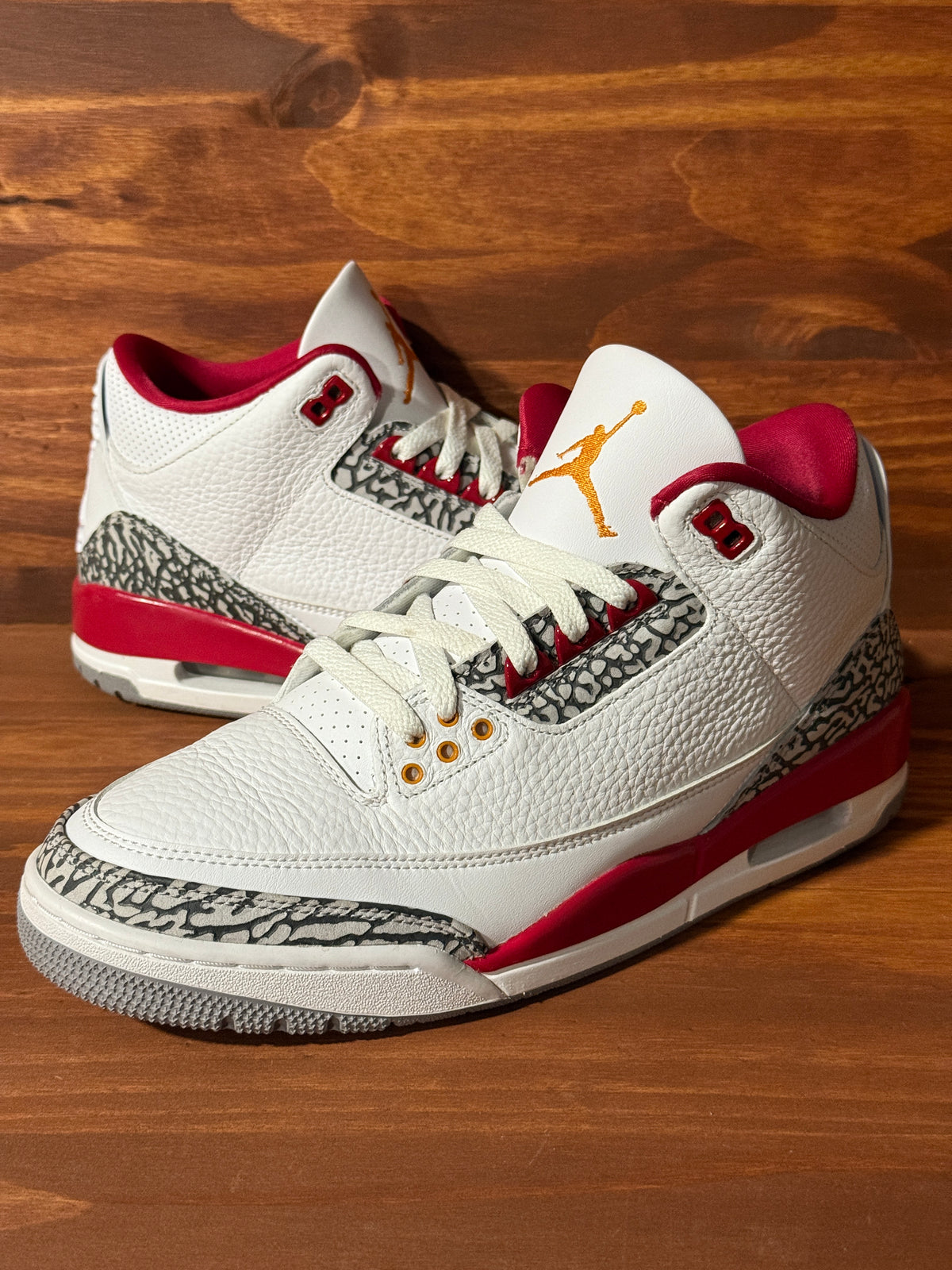 Jordan 3 Retro Cardinal Red