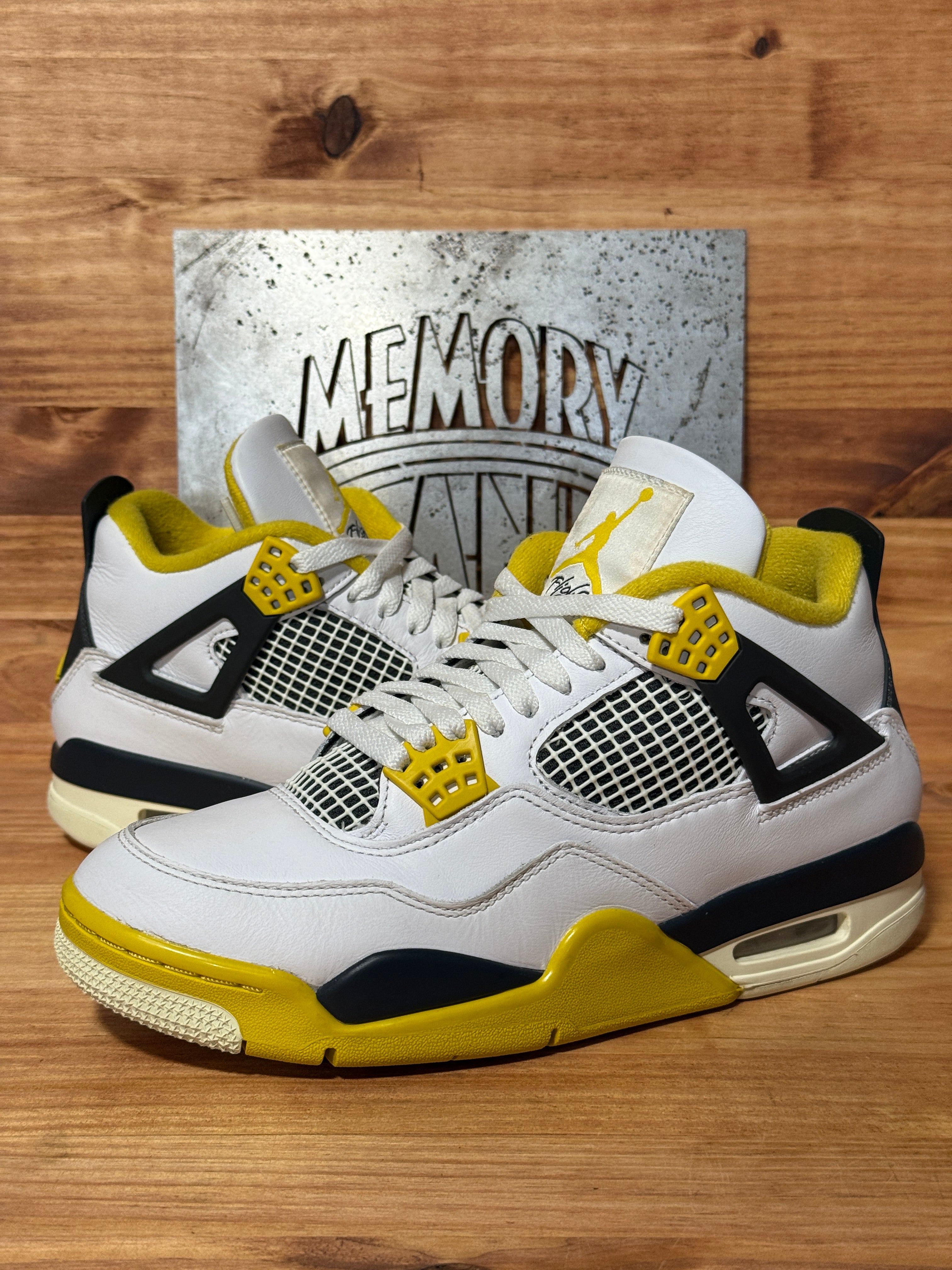 Jordan 4 Retro Vivid Sulfur (Women's)