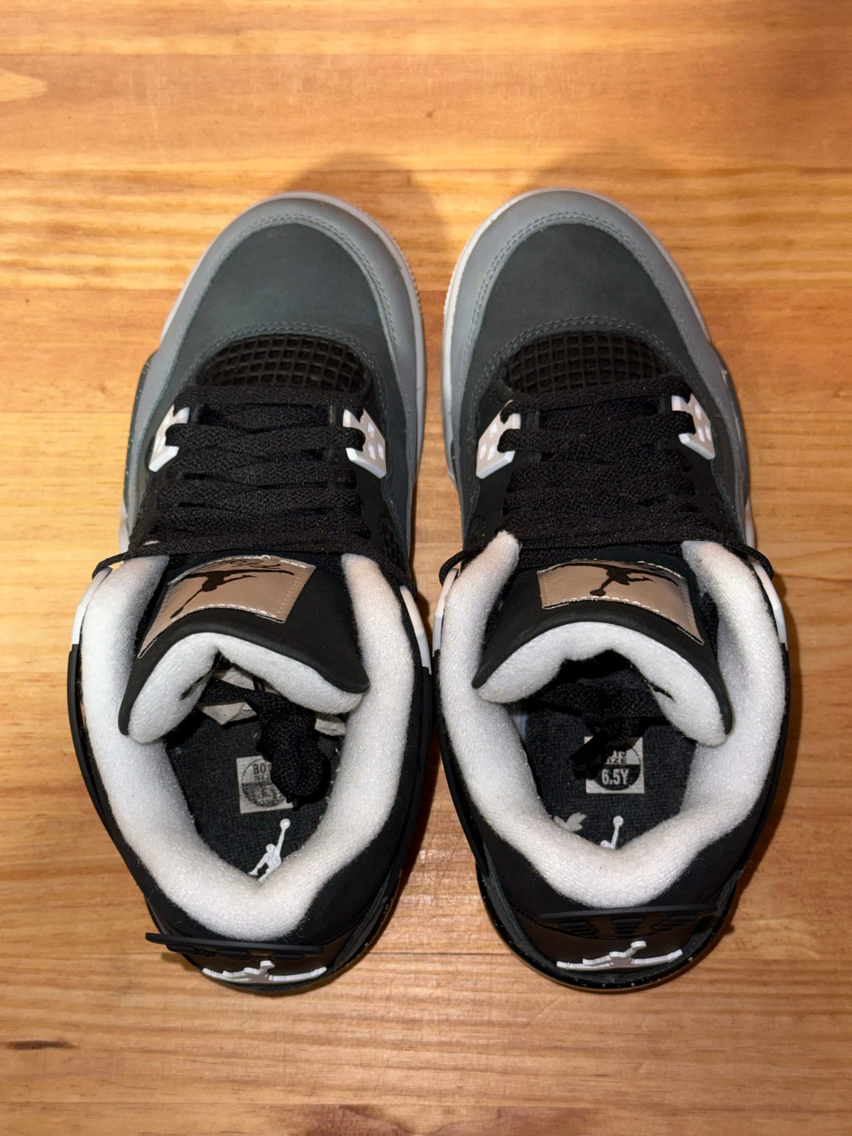 Jordan 4 Retro Fear (2024) (GS) - Size 6.5Y