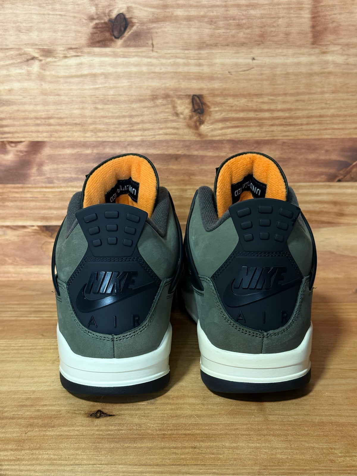 Jordan 4 Retro OG SP Undefeated (2025) - Size 10