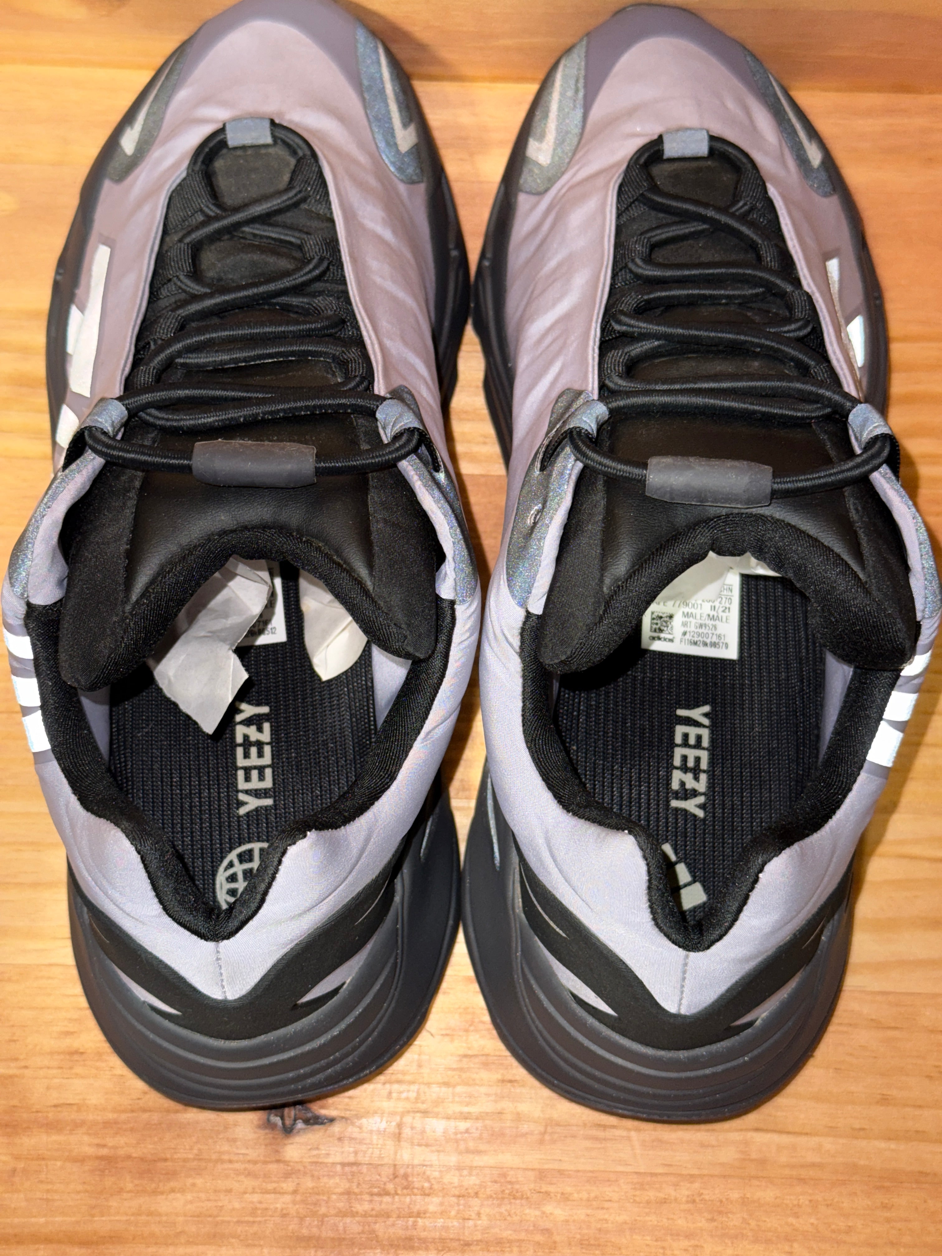 adidas Yeezy Boost 700 MNVN Geode