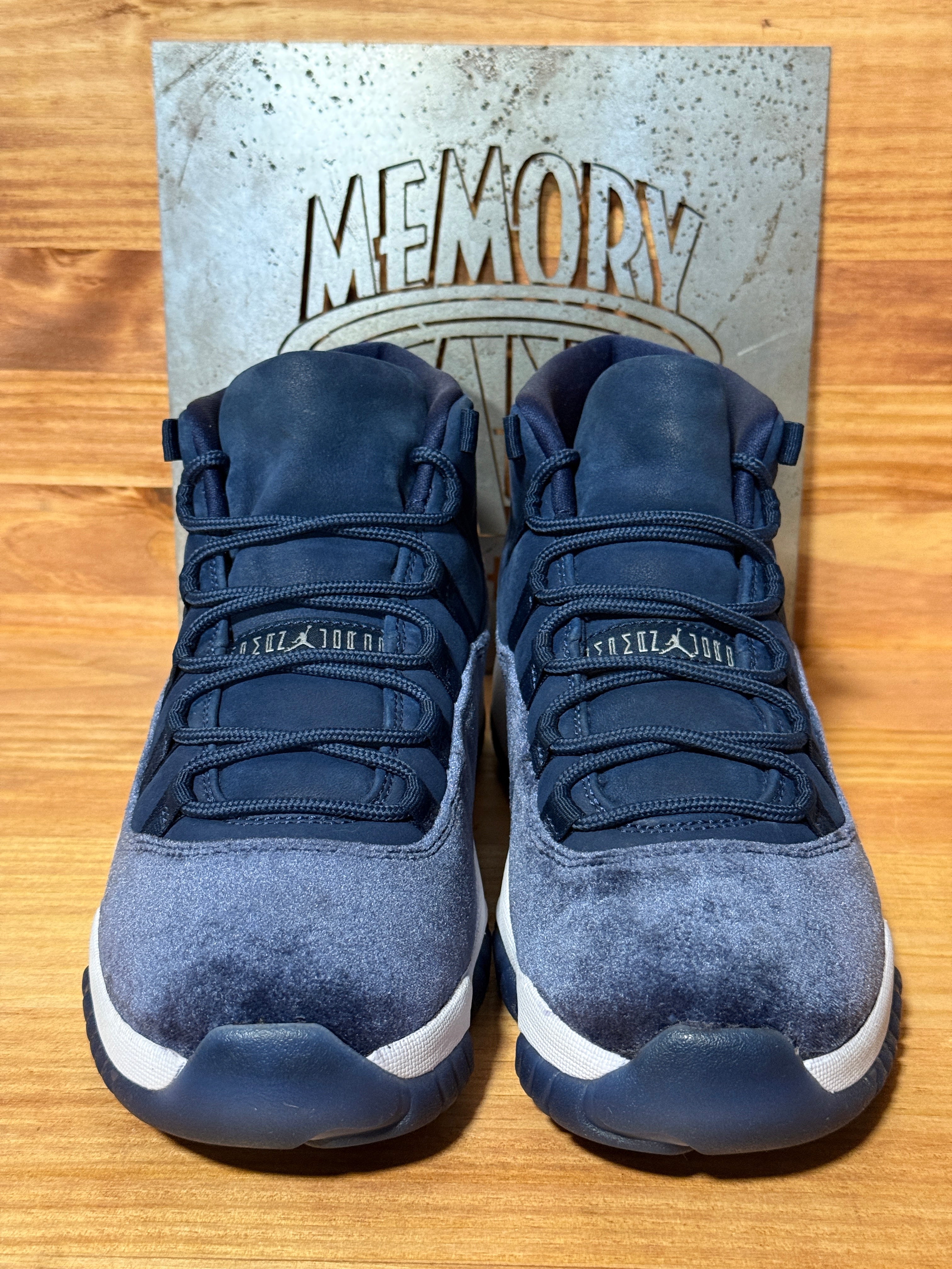 Jordan 11 Retro Midnight Navy (Women's)