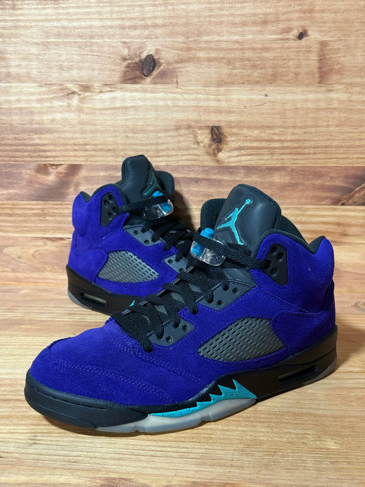 Jordan 5 Retro Alternate Grape - Size 8.5