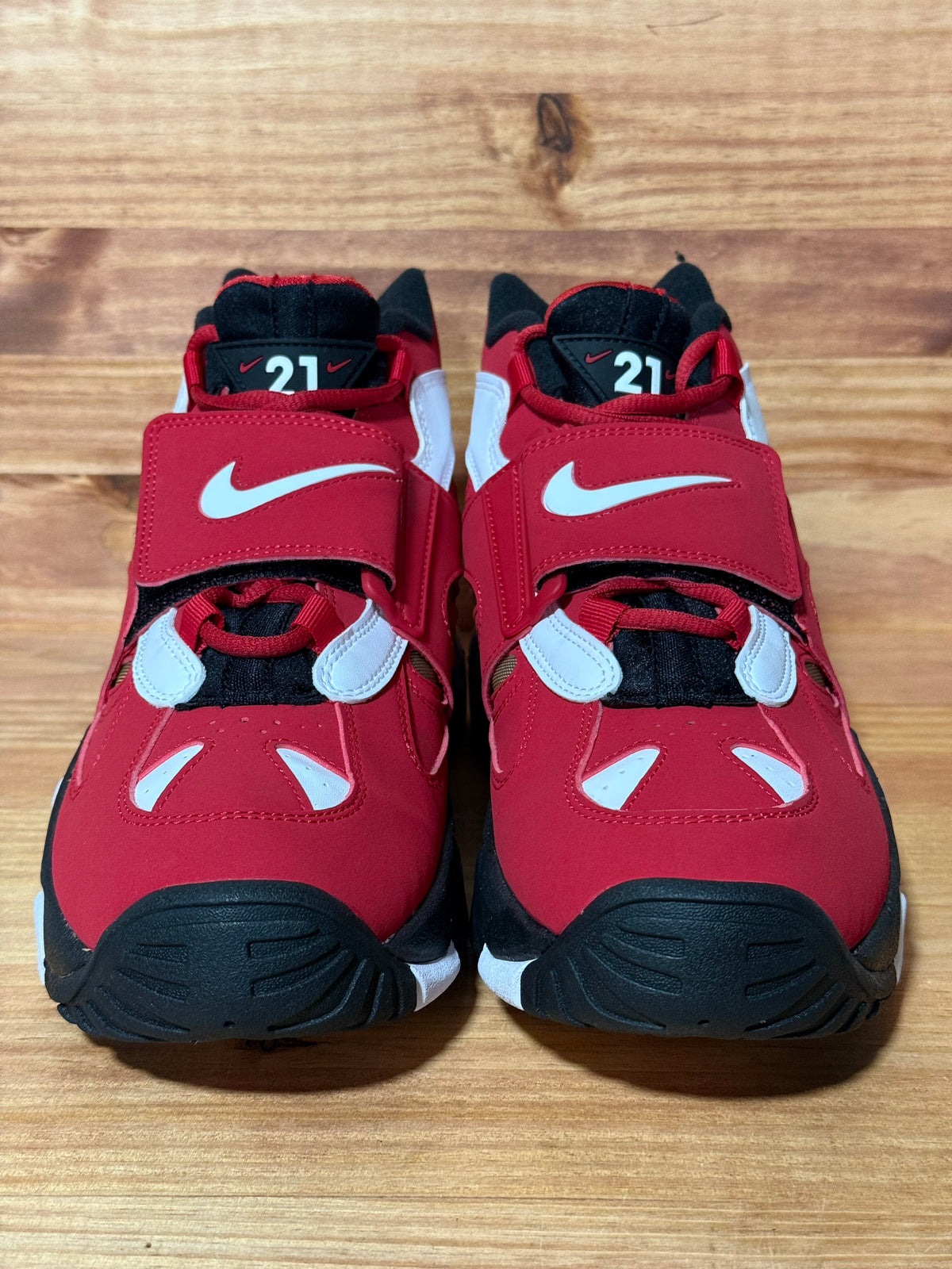 Nike Air Diamond Turf 2 Red Gold (2026)