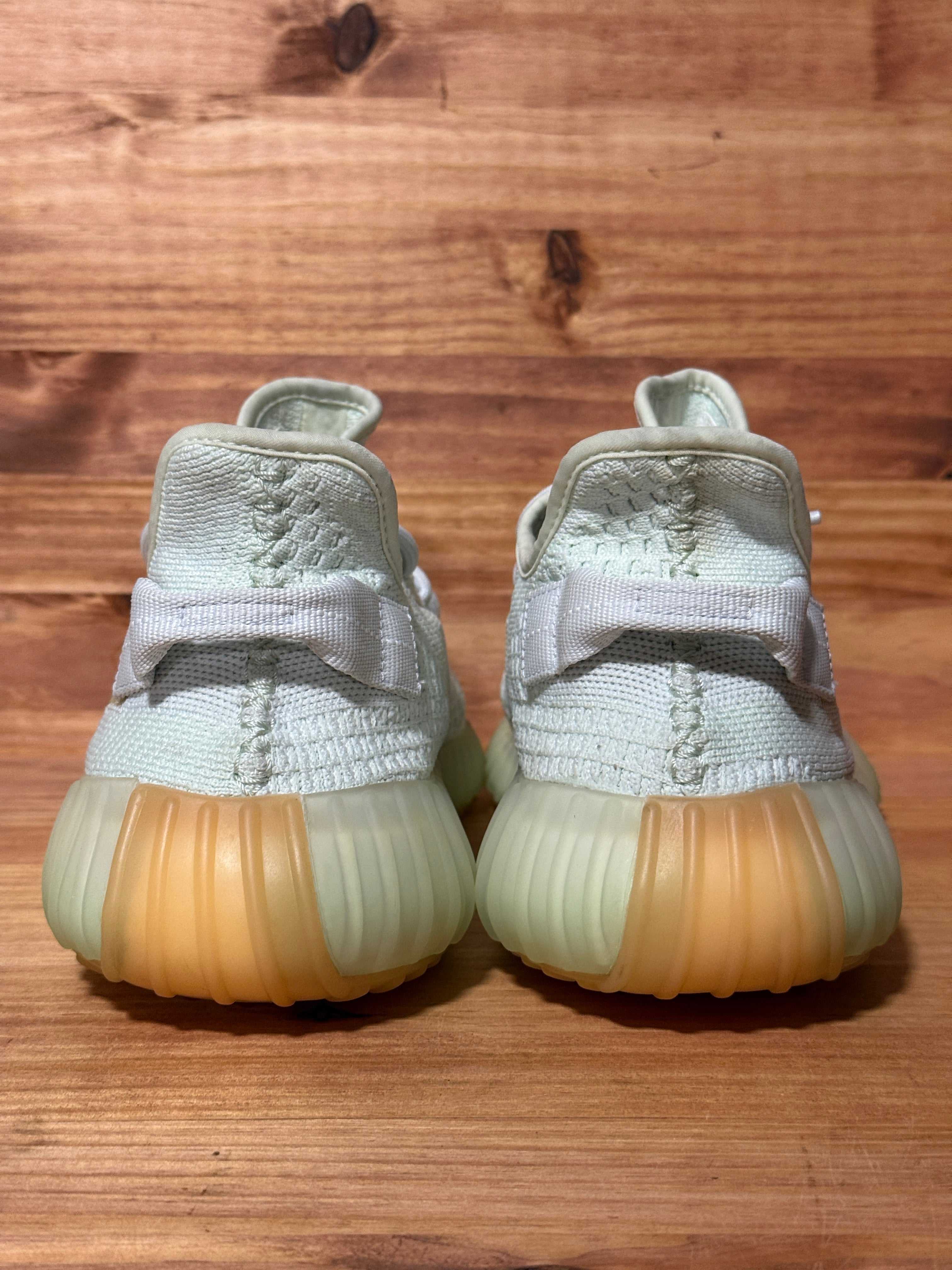 adidas Yeezy Boost 350 V2 Hyperspace