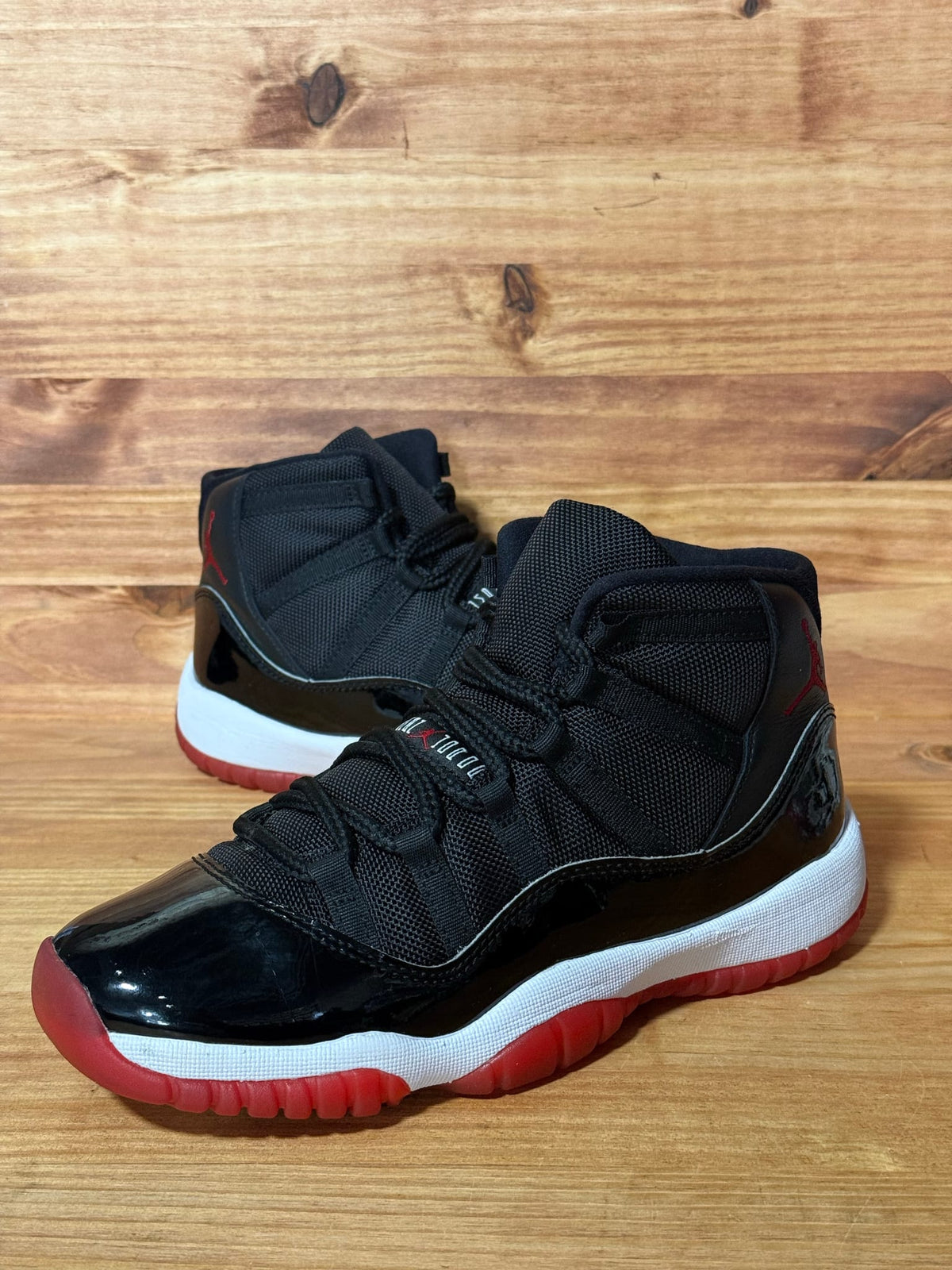 Jordan 11 Retro Playoffs Bred (2019) (GS) - Size 7Y