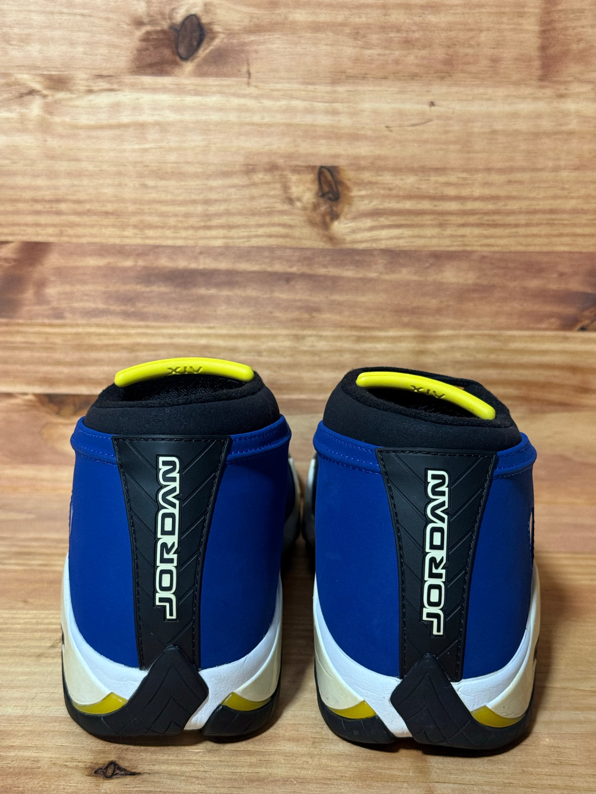 Jordan 14 Retro Low Laney (2015)