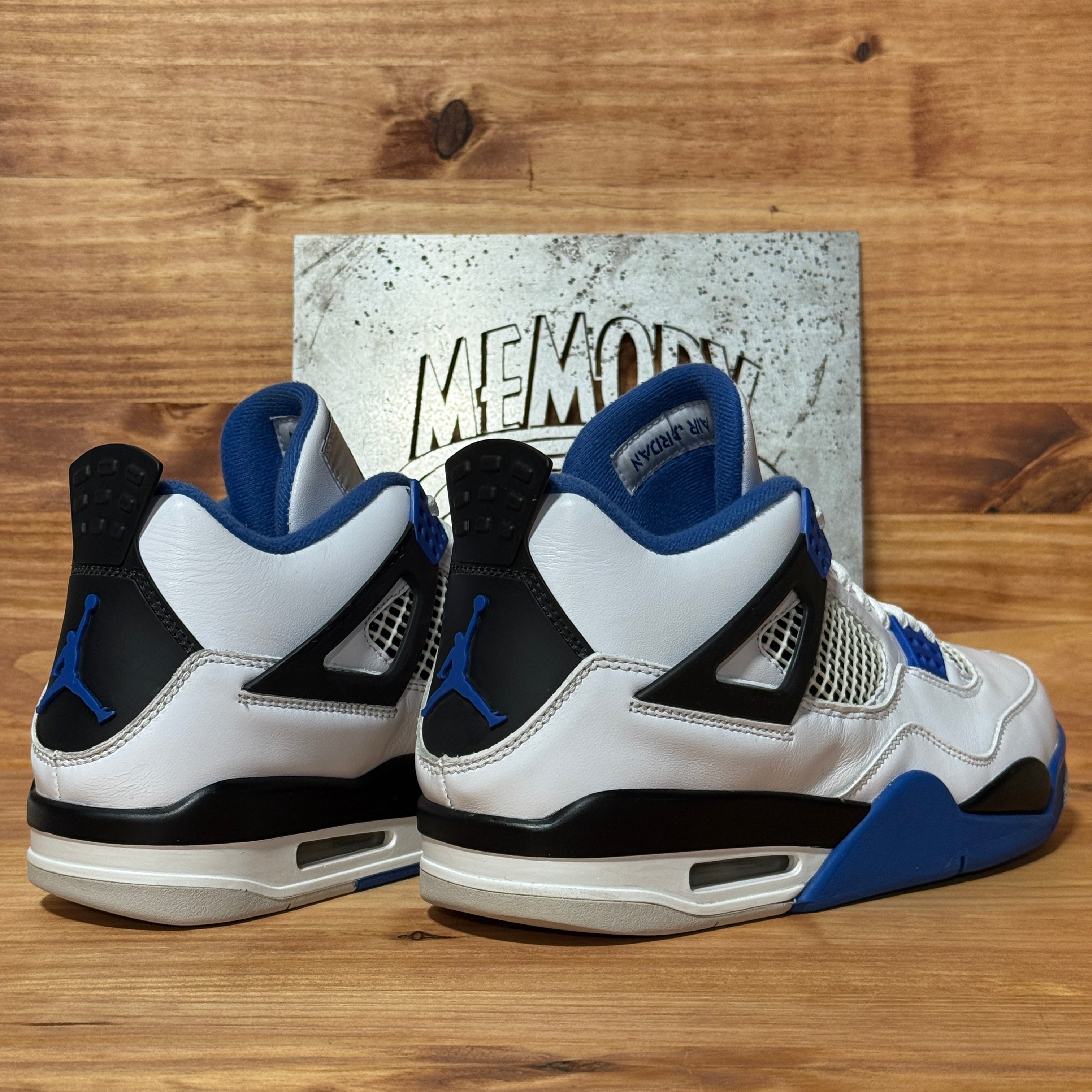 Jordan 4 Retro Motorsports (2017)