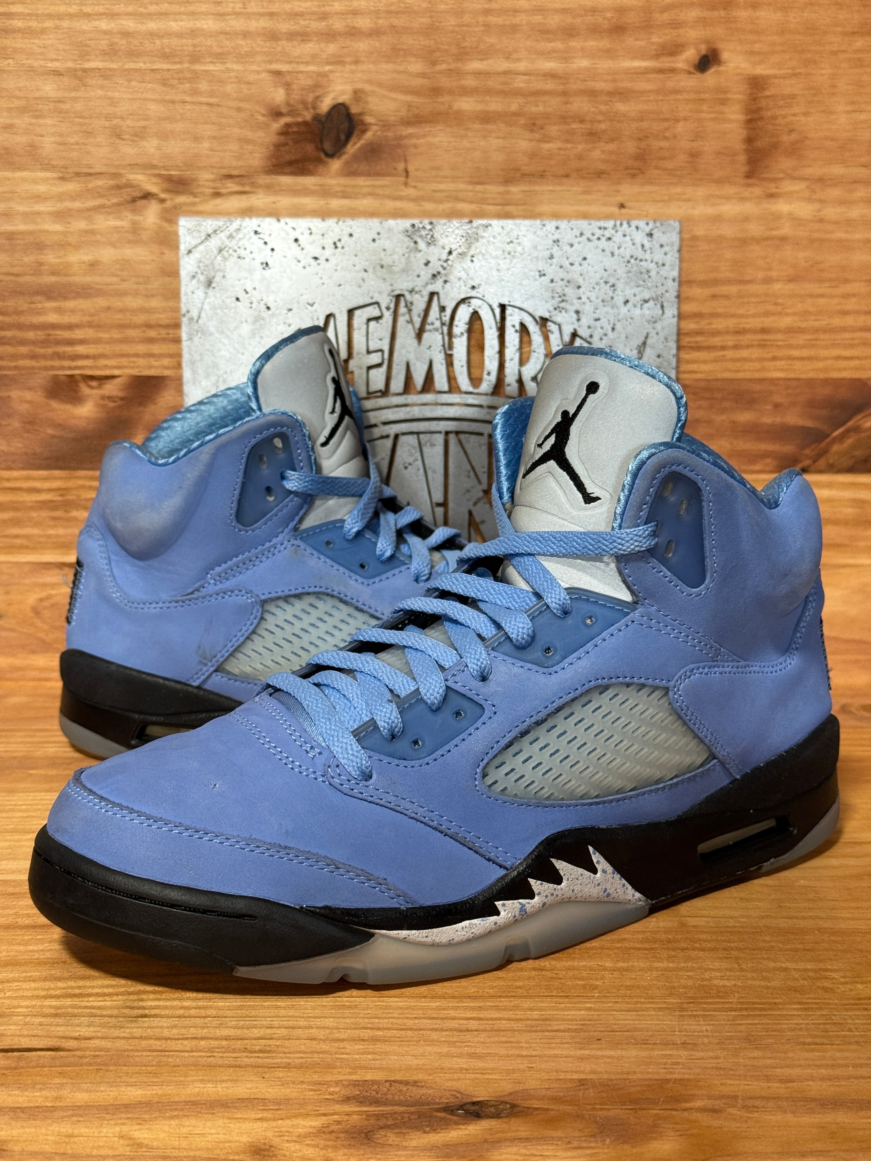 Jordan 5 Retro UNC University Blue