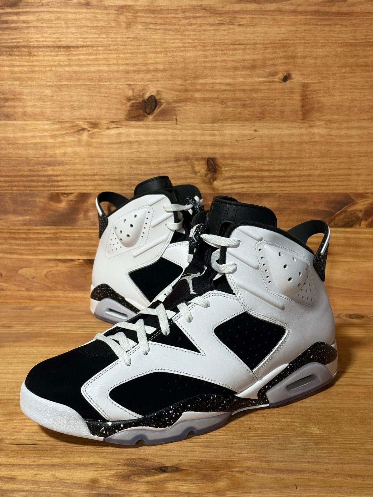 Jordan 6 Retro Oreo (2026) - Size 13