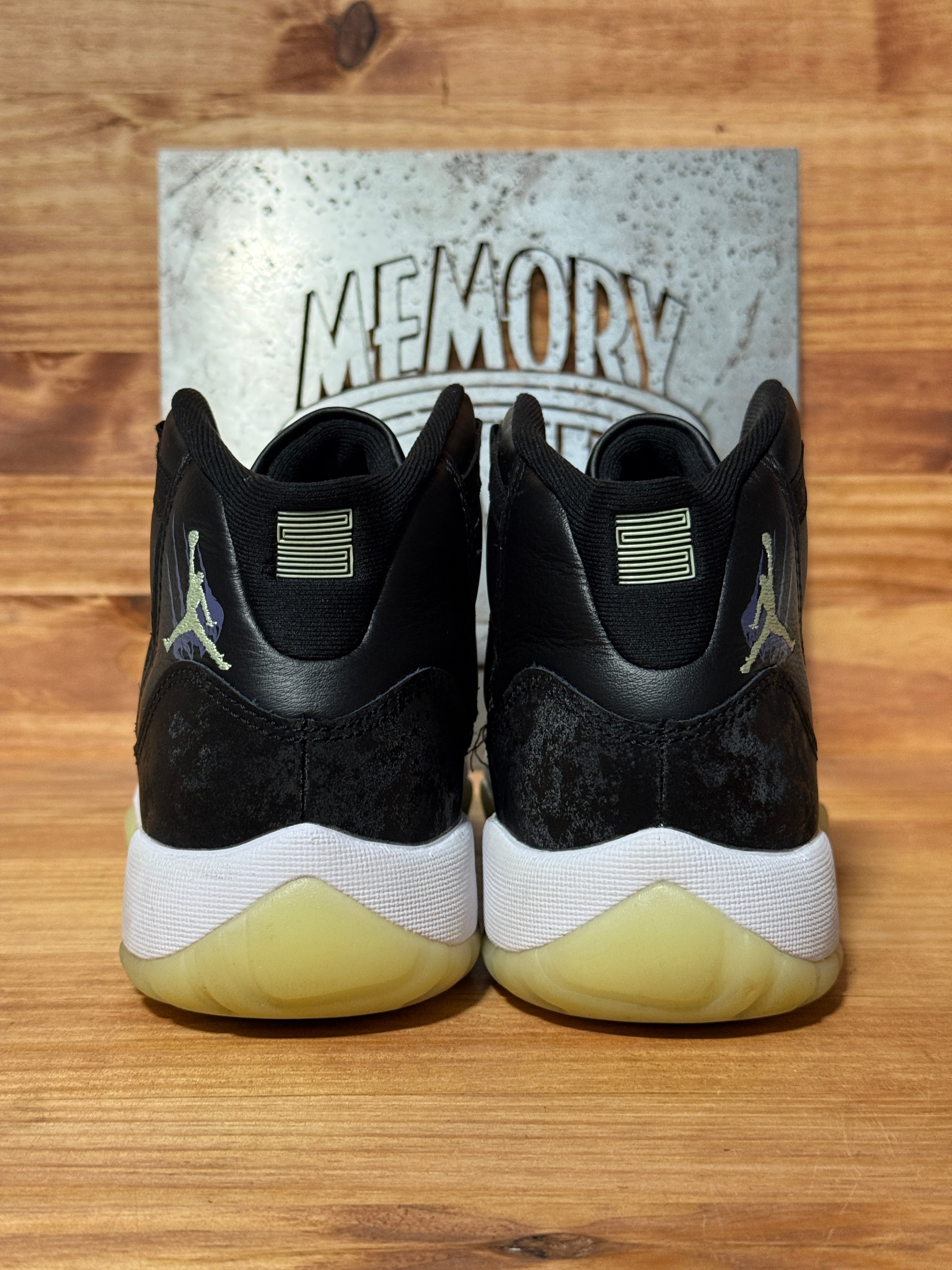 Jordan 11 Retro Black Barely Volt (GS)