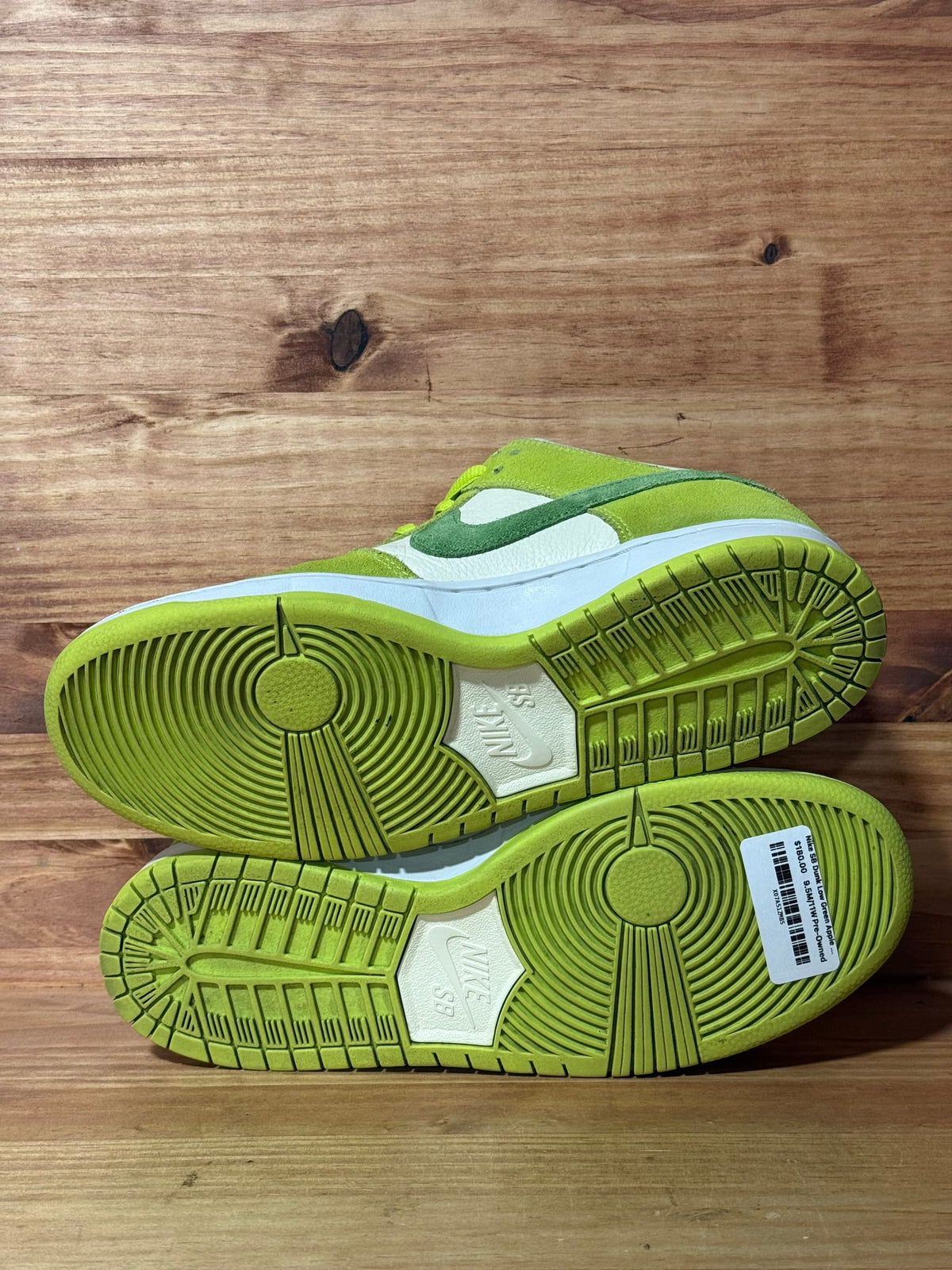 Nike SB Dunk Low Green Apple - Size 9.5