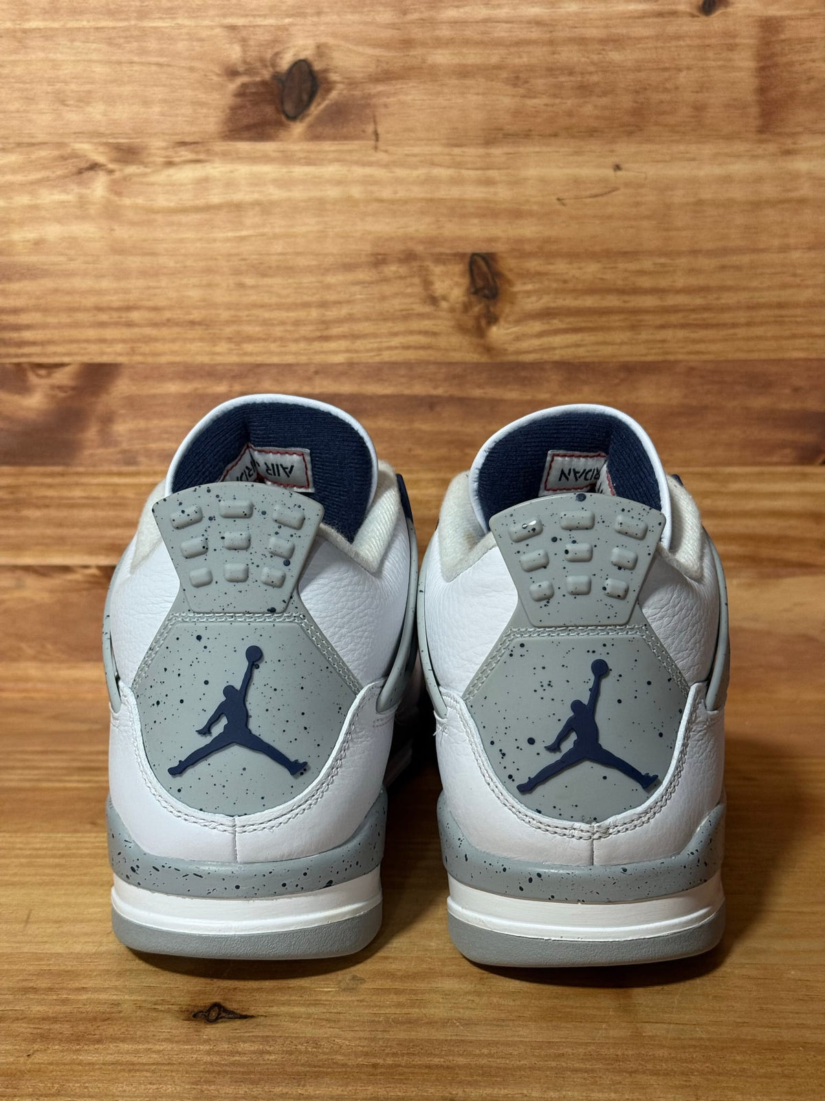 Jordan 4 Retro Midnight Navy - Size 9.5