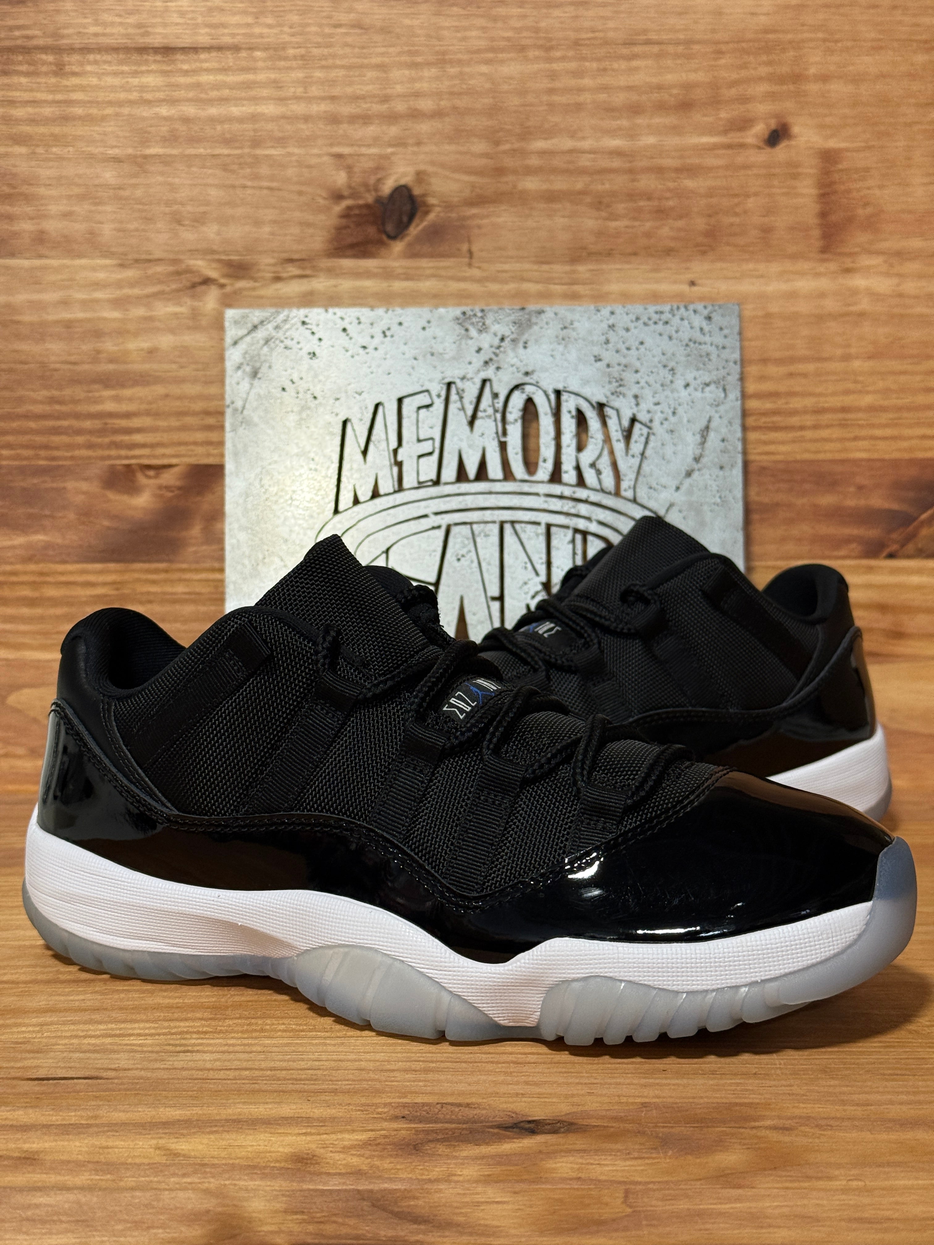 Jordan 11 Retro Low Space Jam