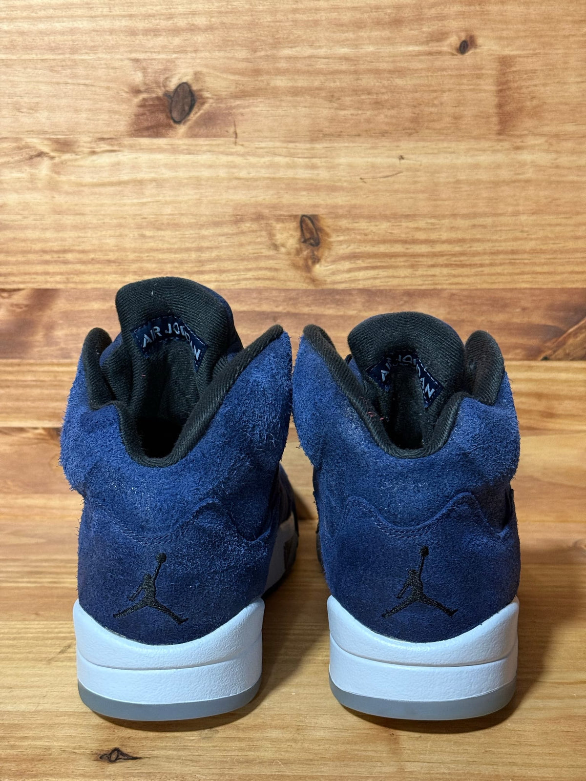Jordan 5 Retro Midnight Navy - Size 9