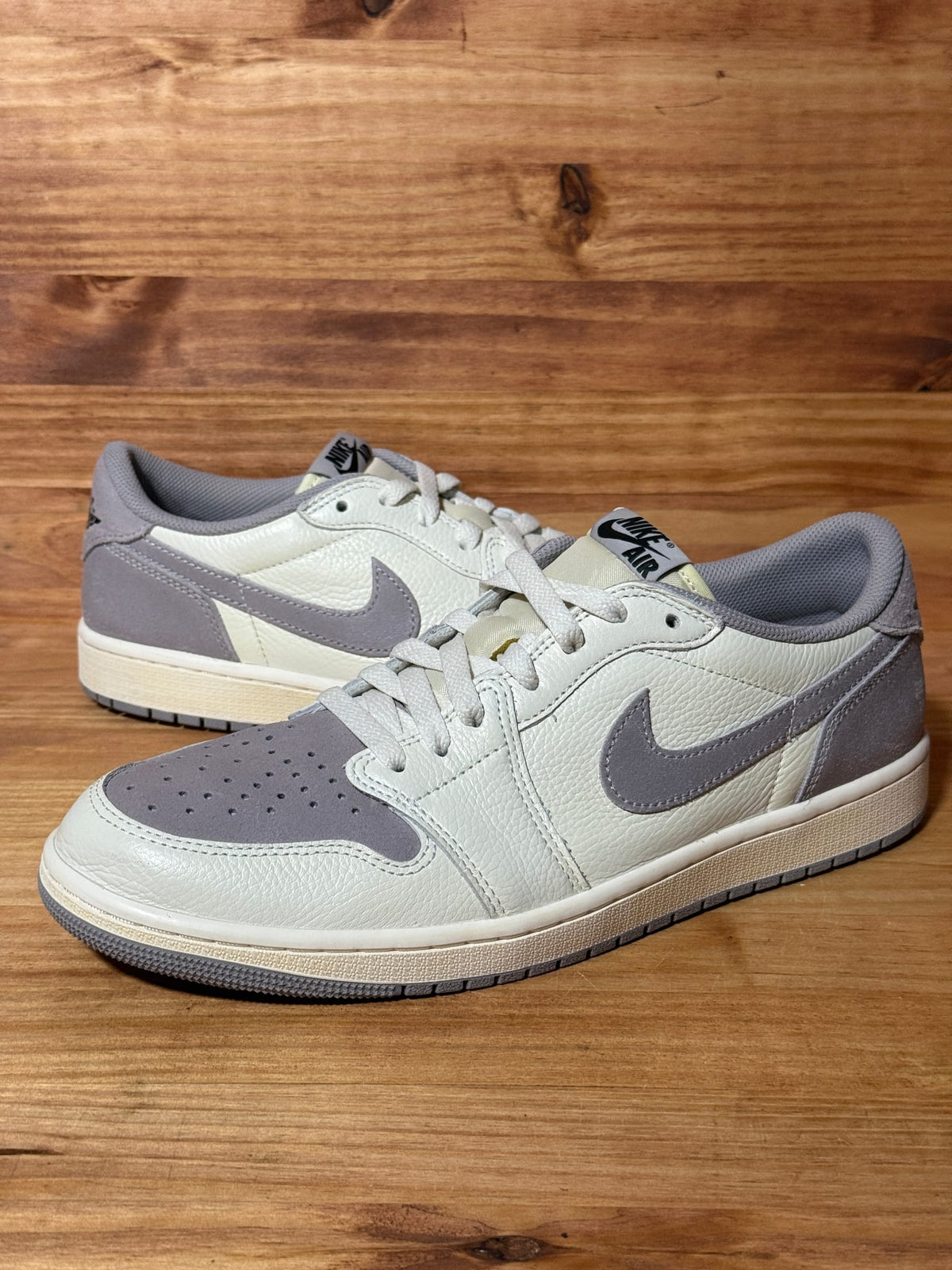 Jordan 1 Retro Low OG Atmosphere Grey - Size 11