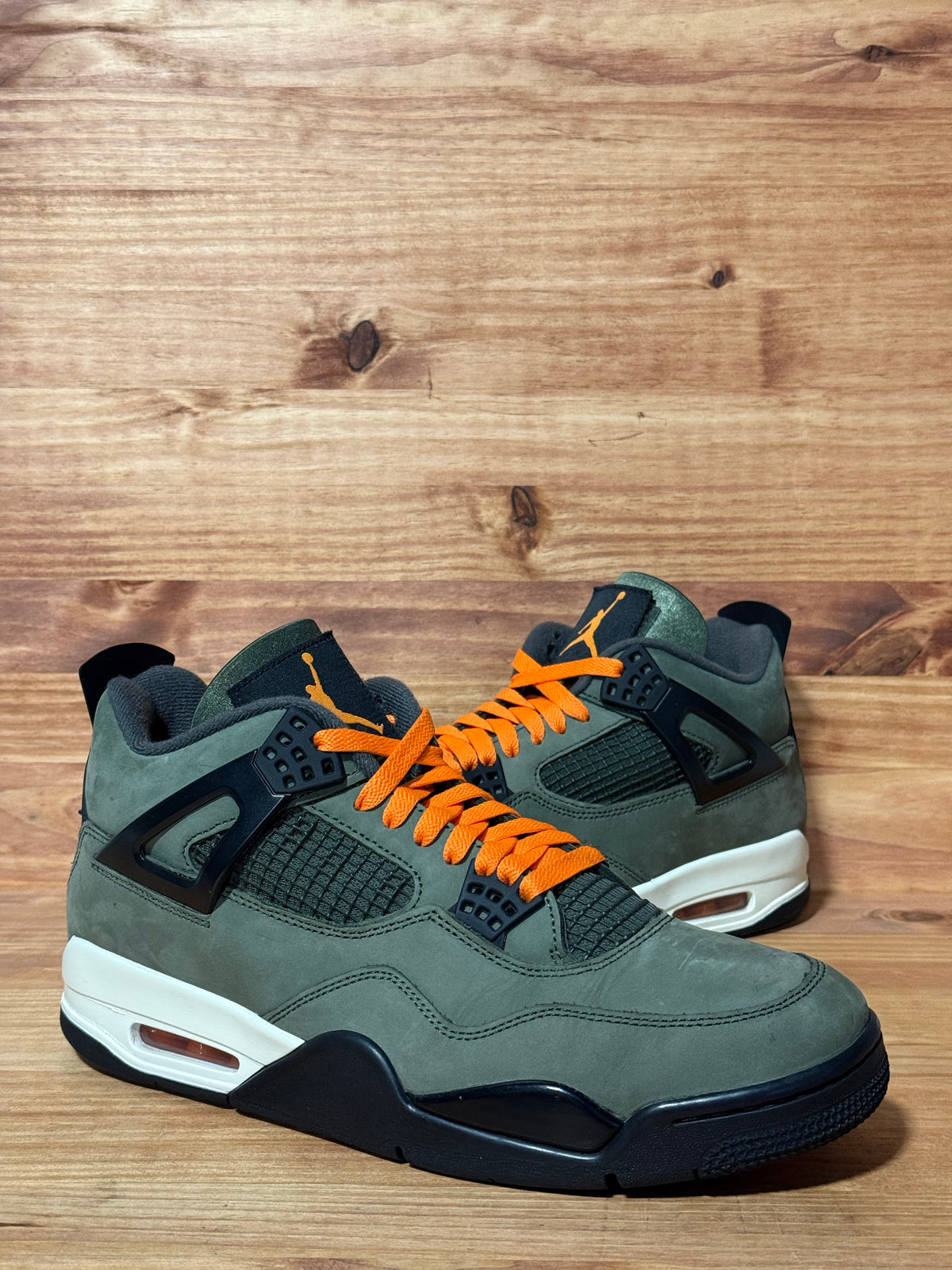 Jordan 4 Retro OG SP Undefeated (2025)