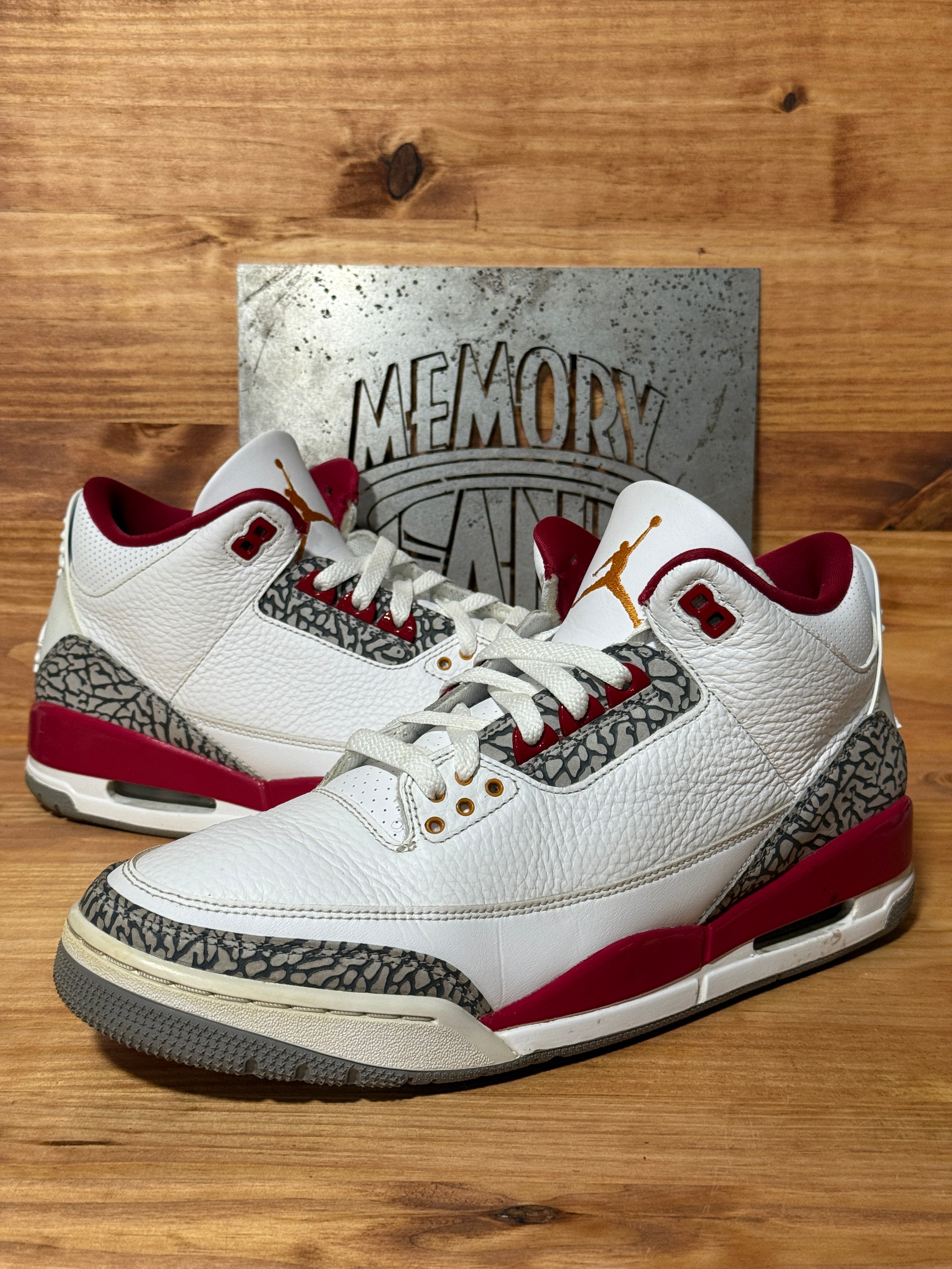 Jordan 3 Retro Cardinal Red